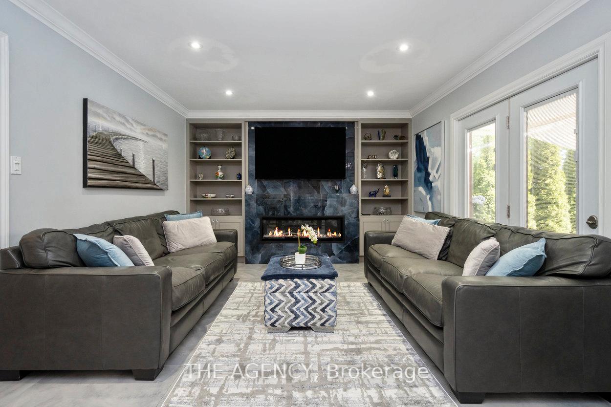 Photo 16 of 39 Savoy Crescent, Vaughan, Beverley Glen — HOMEH