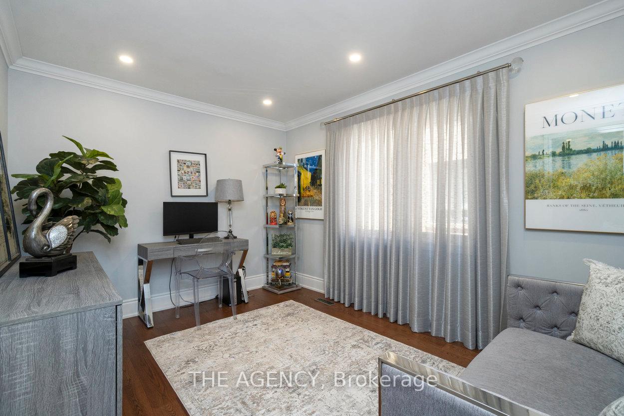 Photo 11 of 39 Savoy Crescent, Vaughan, Beverley Glen — HOMEH