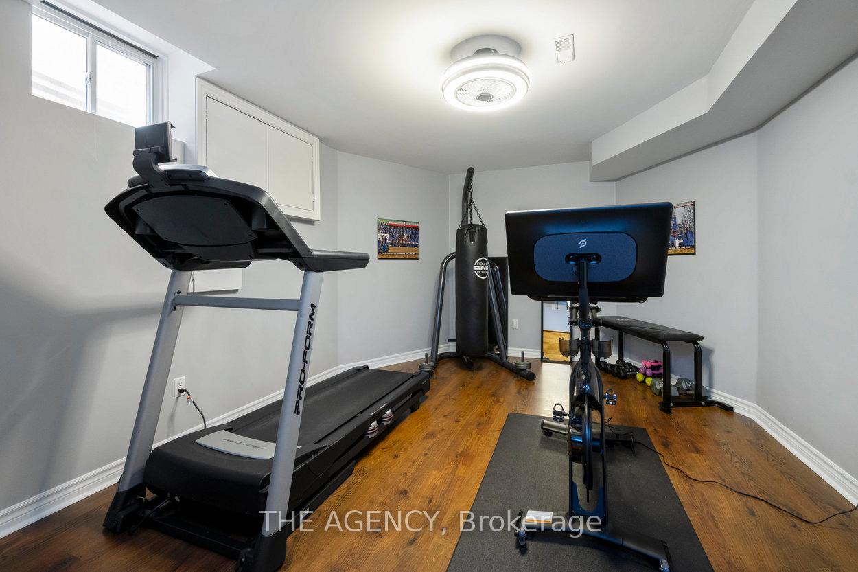 Photo 27 of 39 Savoy Crescent, Vaughan, Beverley Glen — HOMEH