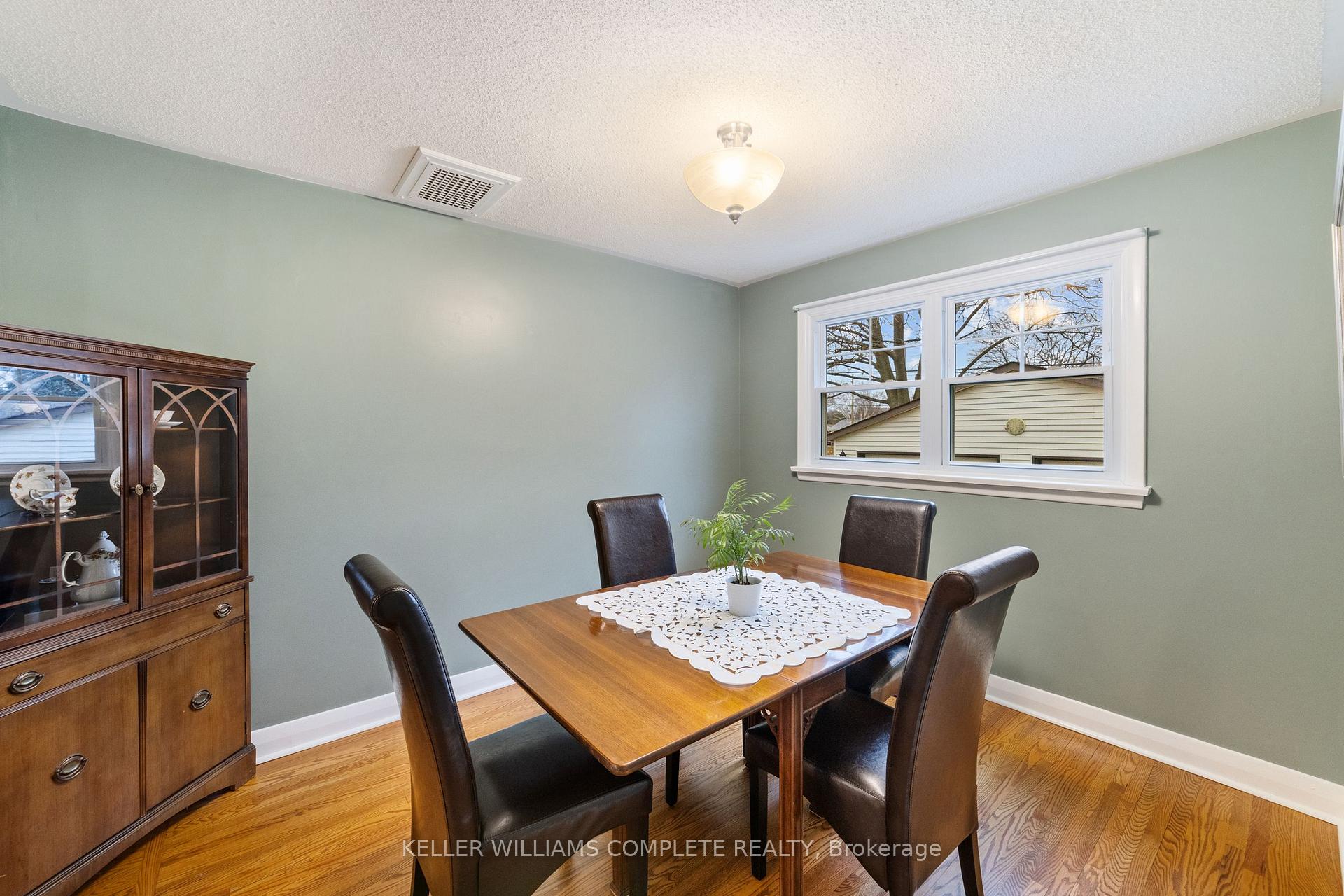 Photo 7 of 150 West 24th Street, Hamilton, Westcliffe — HOMEH