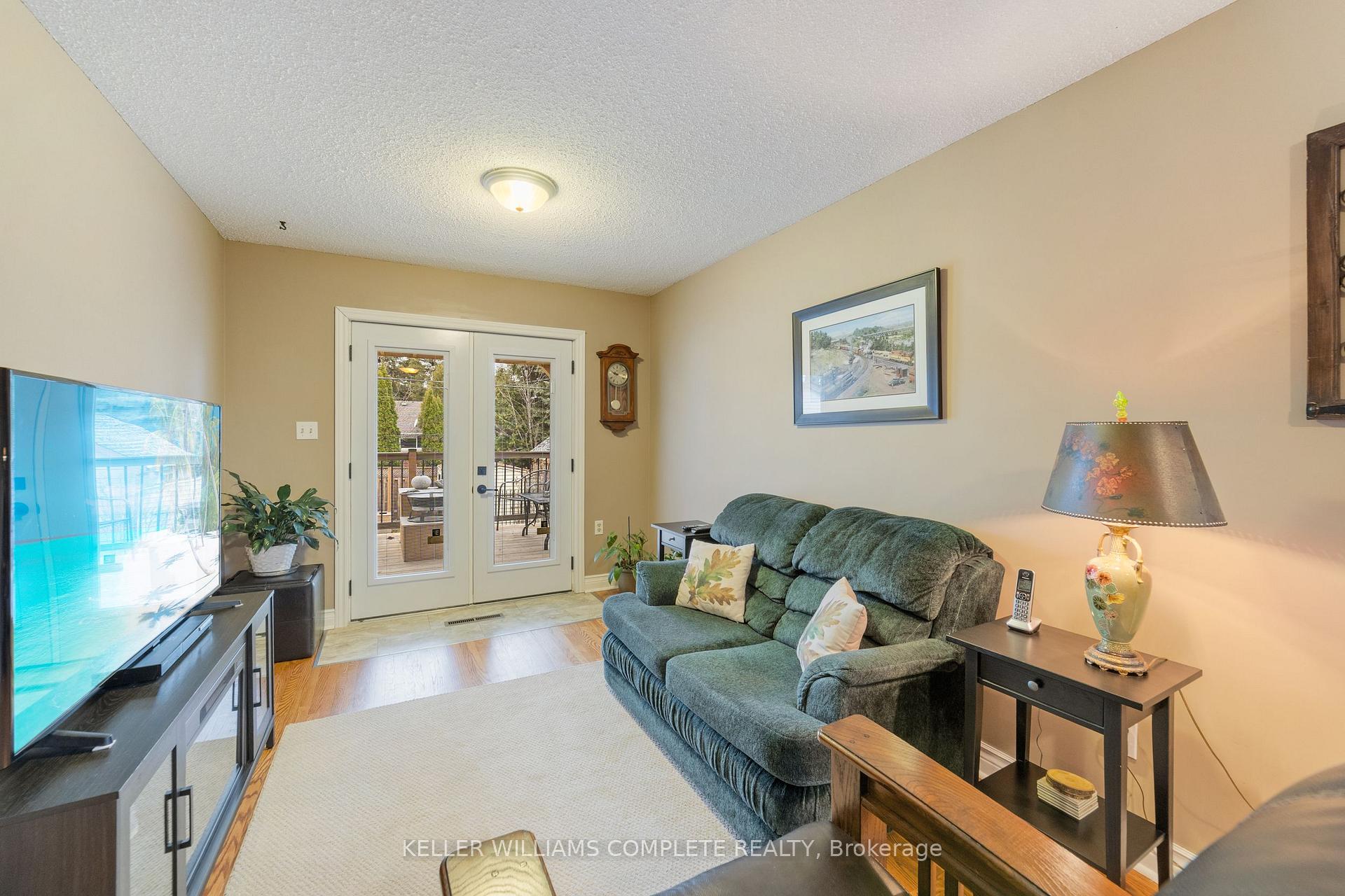 Photo 12 of 150 West 24th Street, Hamilton, Westcliffe — HOMEH