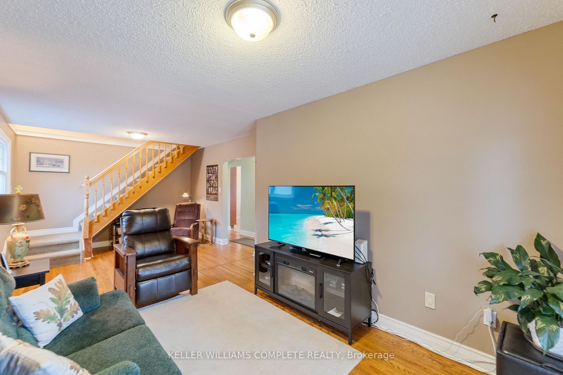 Photo 9 of 150 West 24th Street, Hamilton, Westcliffe — HOMEH
