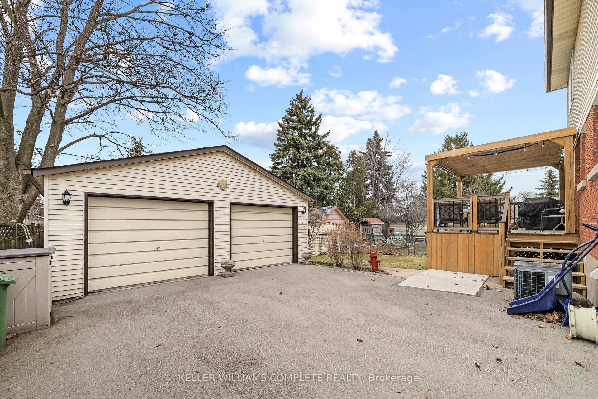 Photo 27 of 150 West 24th Street, Hamilton, Westcliffe — HOMEH