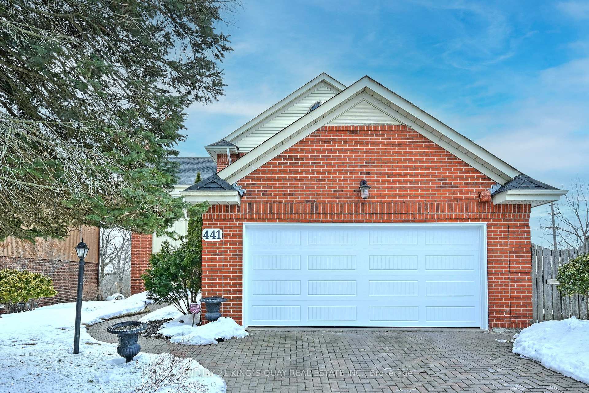 Photo 5 of 441 Broadgreen Street, Pickering, West Shore — HOMEH