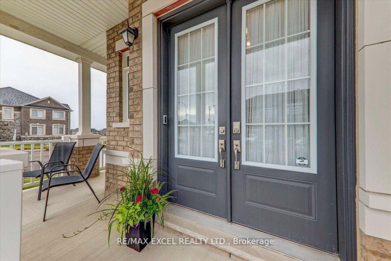 Photo 13 of 1063 Skyridge Boulevard, Pickering, Rural Pickering — HOMEH