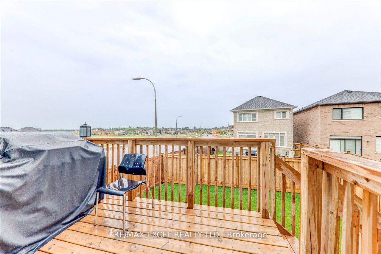 Photo 15 of 1063 Skyridge Boulevard, Pickering, Rural Pickering — HOMEH