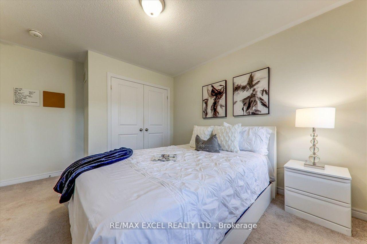 Photo 31 of 1063 Skyridge Boulevard, Pickering, Rural Pickering — HOMEH