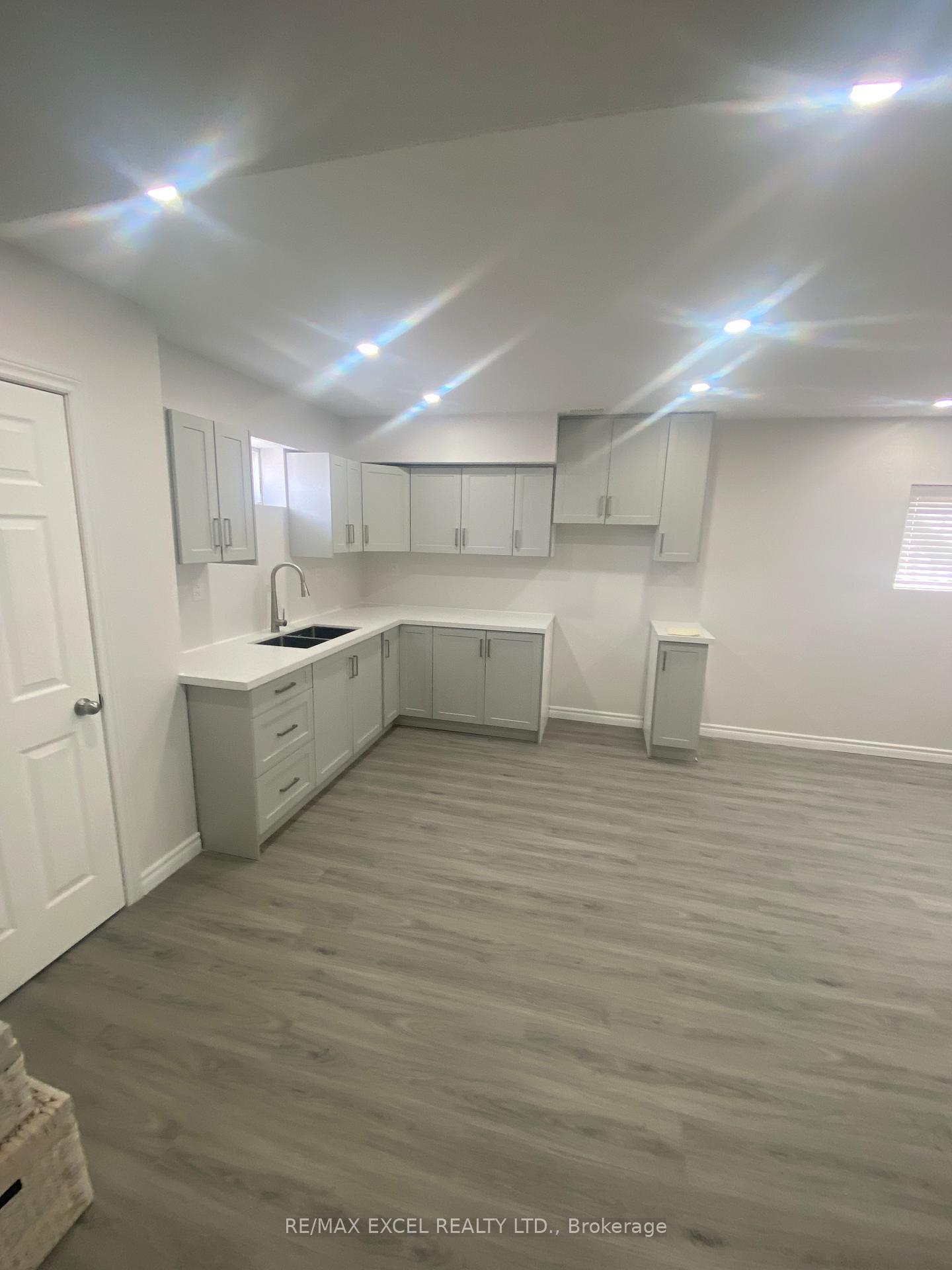 Photo 35 of 1063 Skyridge Boulevard, Pickering, Rural Pickering — HOMEH