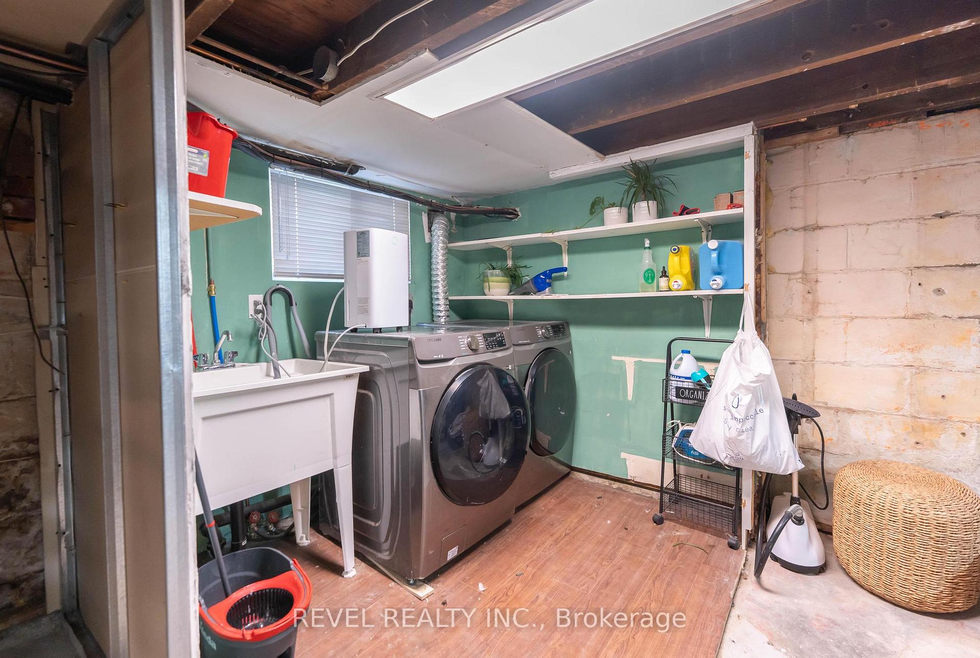 Photo 17 of 64 Barons Avenue N, Hamilton, Homeside — HOMEH