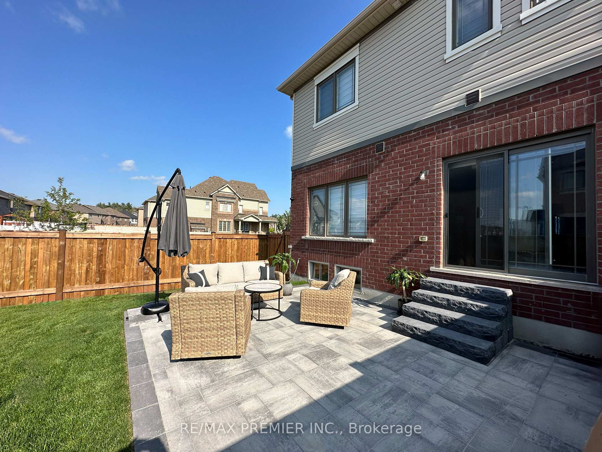Photo 30 of 2 Arnold Crescent, New Tecumseth, Rural New Tecumseth — HOMEH