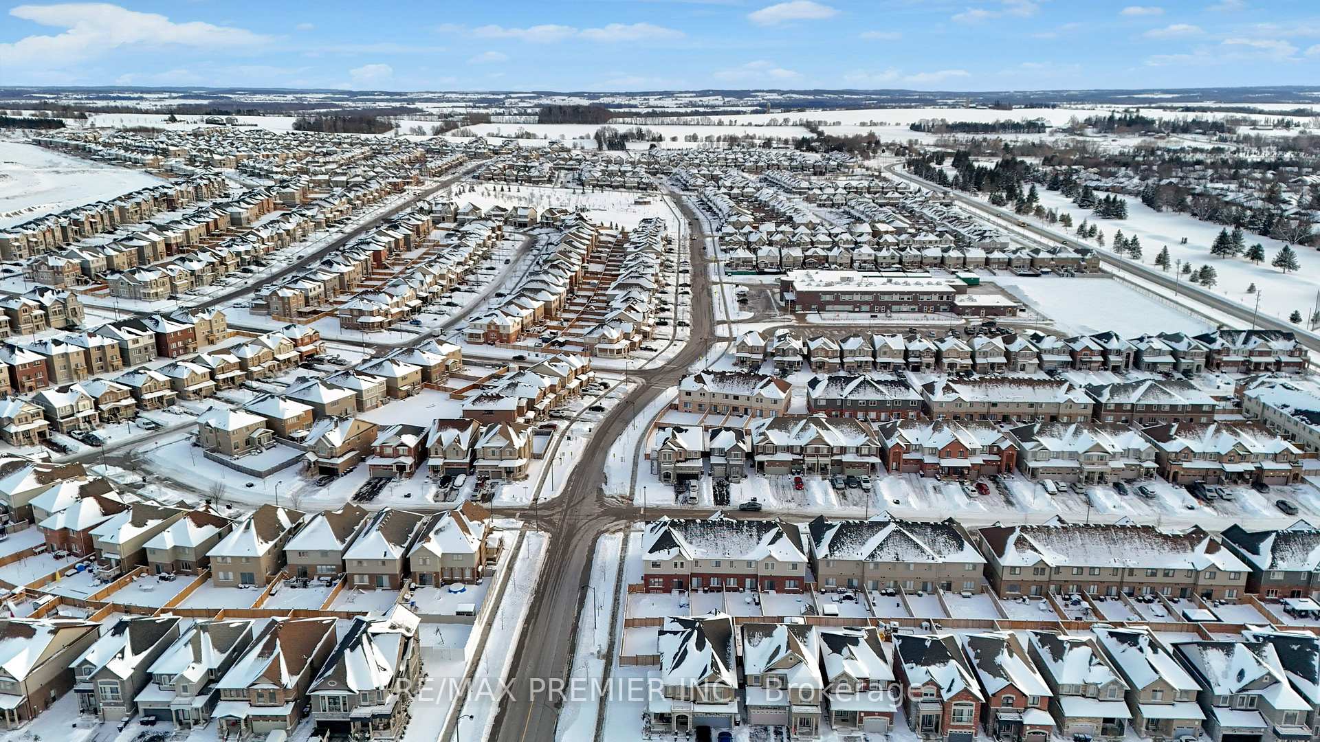 Photo 36 of 2 Arnold Crescent, New Tecumseth, Rural New Tecumseth — HOMEH