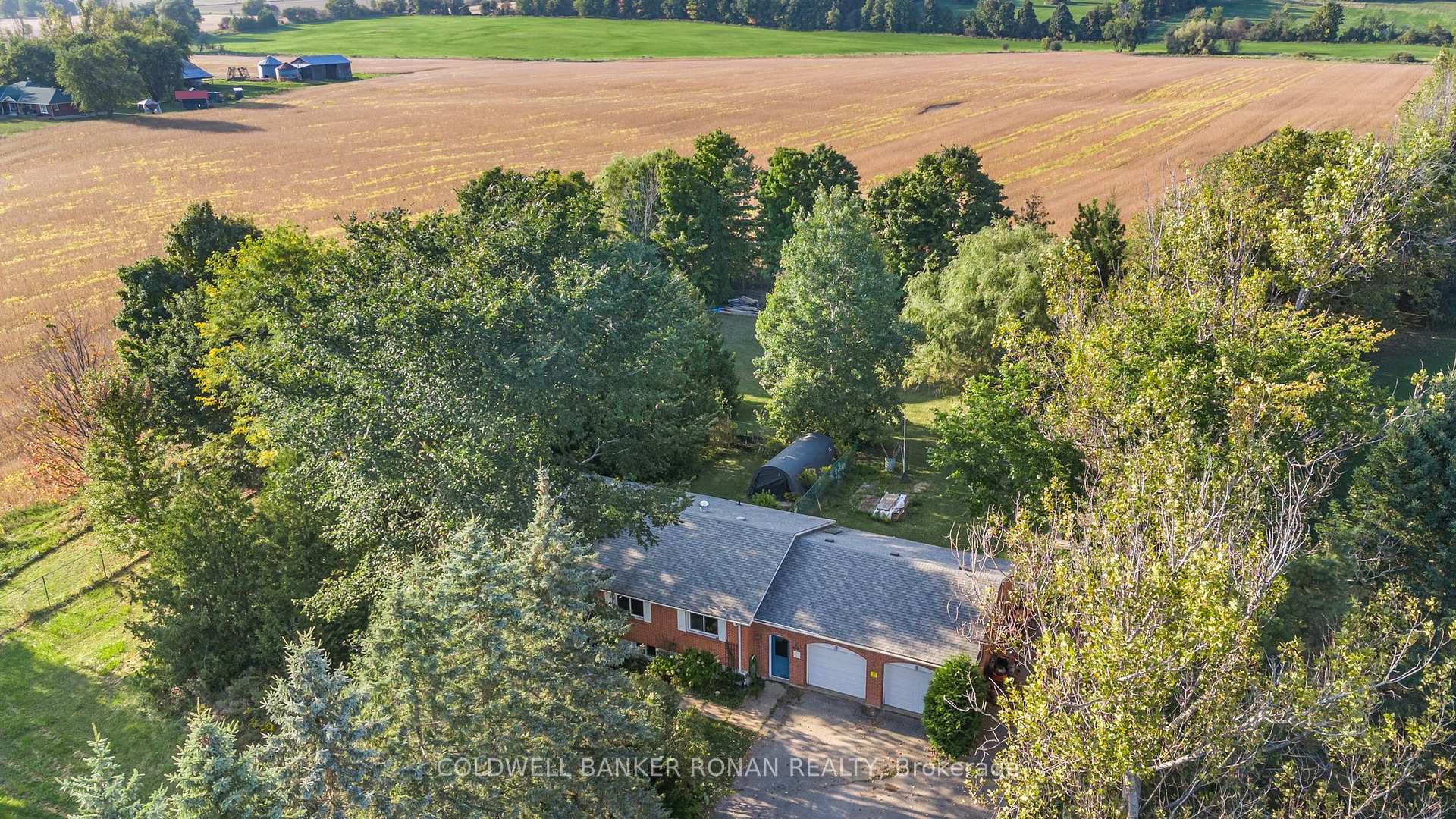 Photo 1 of 7020 6th Line, New Tecumseth, Tottenham — HOMEH