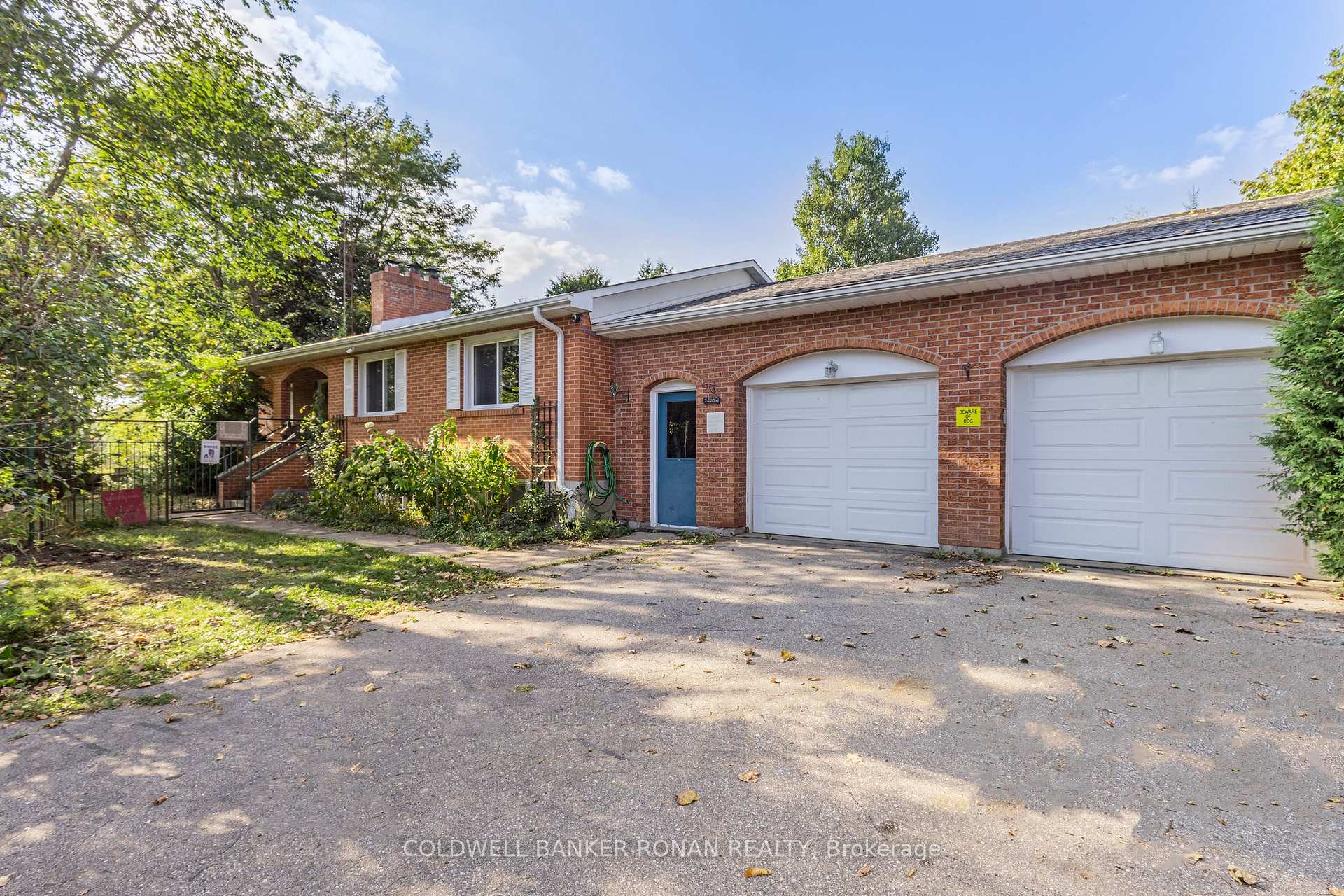 Photo 2 of 7020 6th Line, New Tecumseth, Tottenham — HOMEH