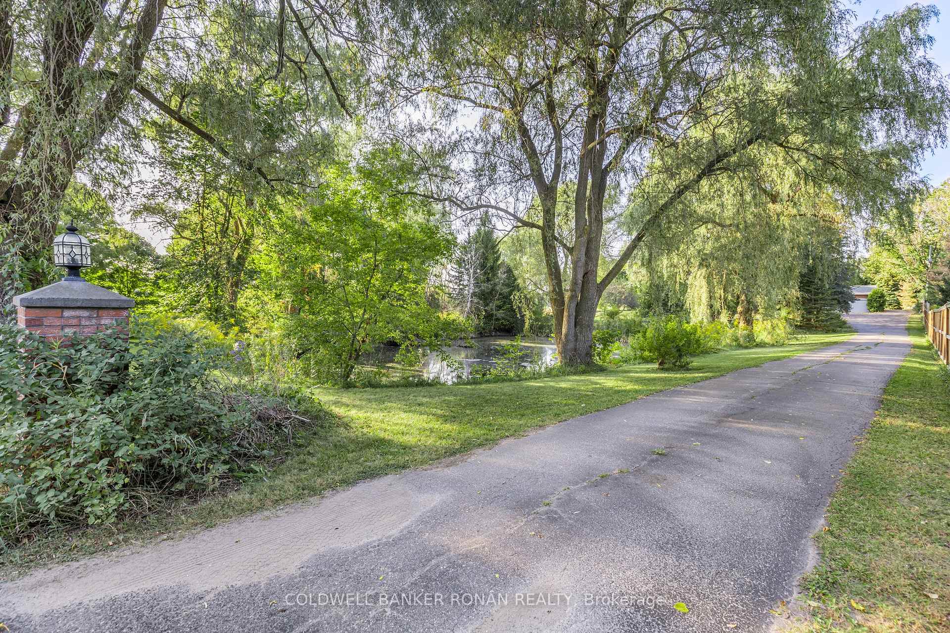Photo 8 of 7020 6th Line, New Tecumseth, Tottenham — HOMEH