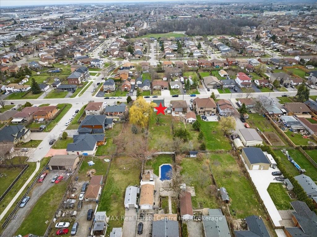 Photo 12 of 267 Margaret Avenue, Hamilton, Stoney Creek — HOMEH