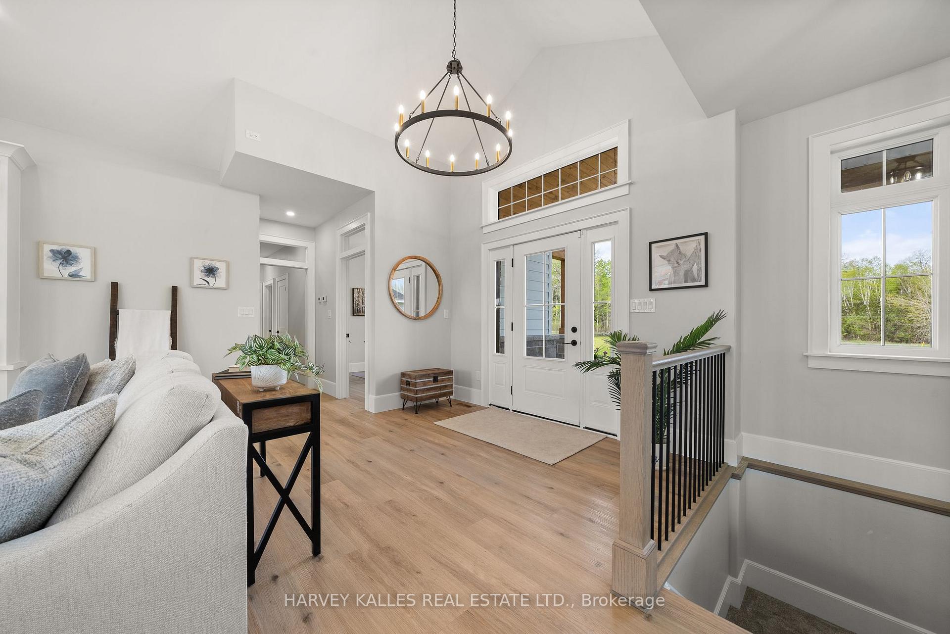 Photo 4 of 498 Mackenzie Road, Quinte West, Sidney Ward — HOMEH