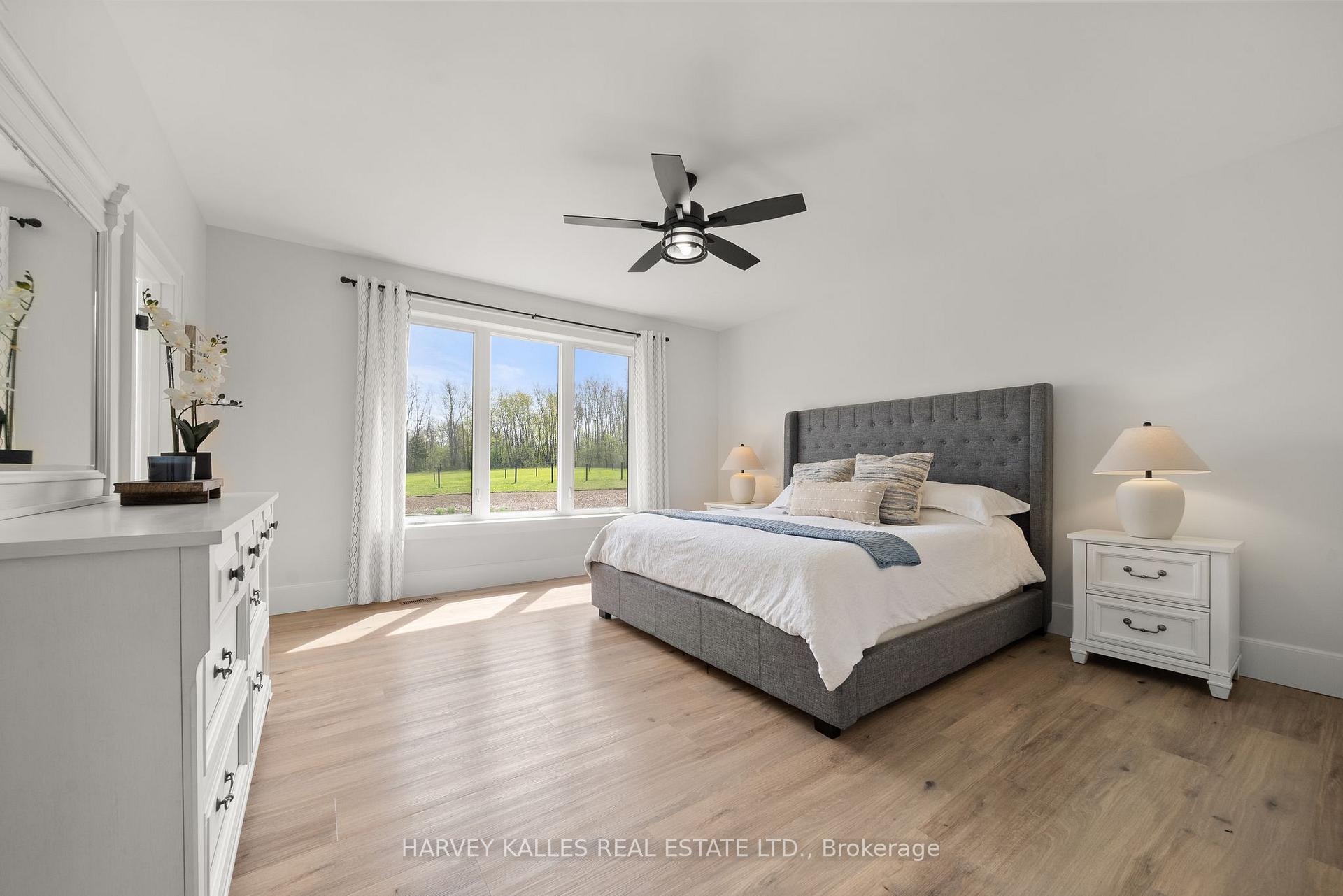 Photo 11 of 498 Mackenzie Road, Quinte West, Sidney Ward — HOMEH
