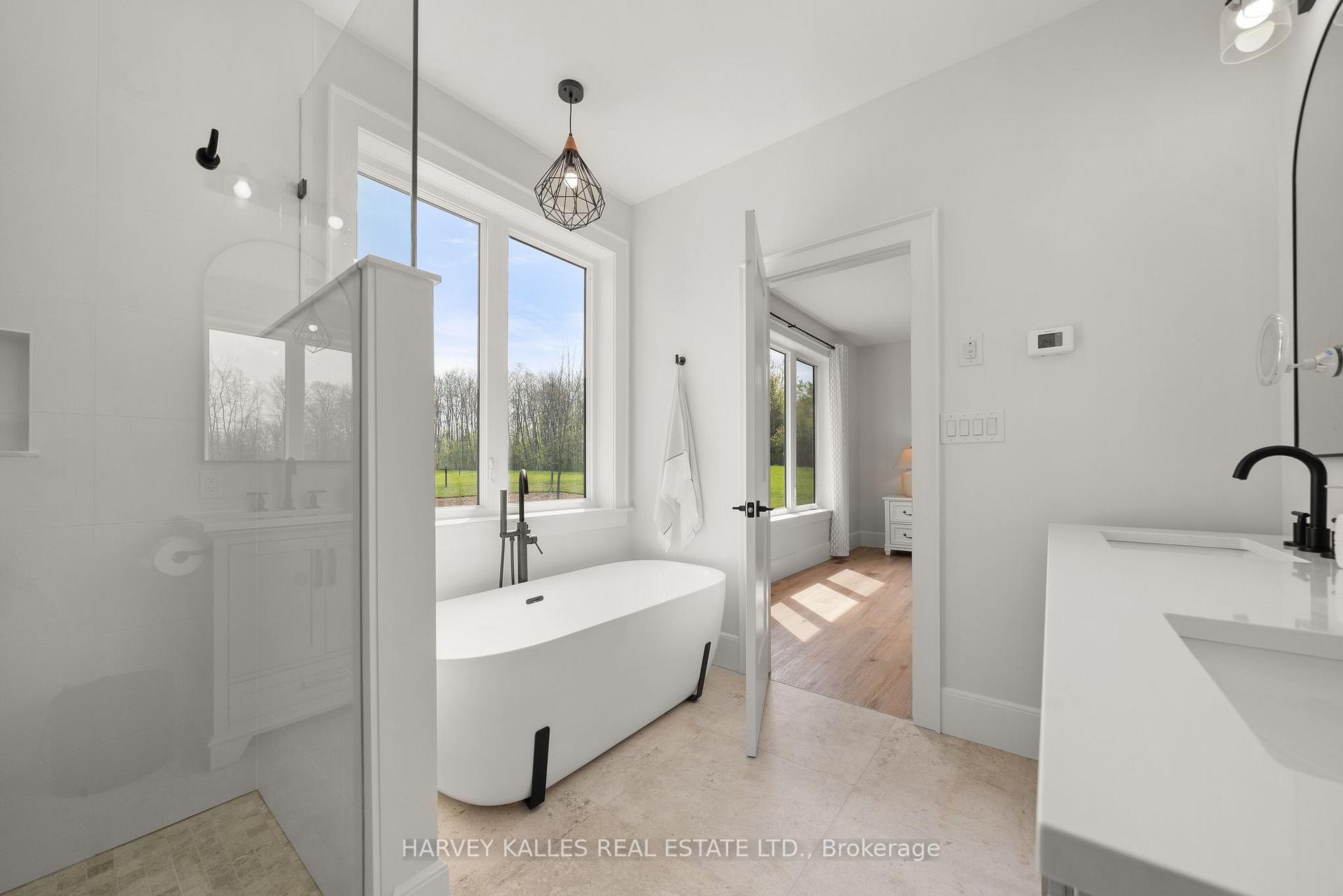 Photo 9 of 498 Mackenzie Road, Quinte West, Sidney Ward — HOMEH