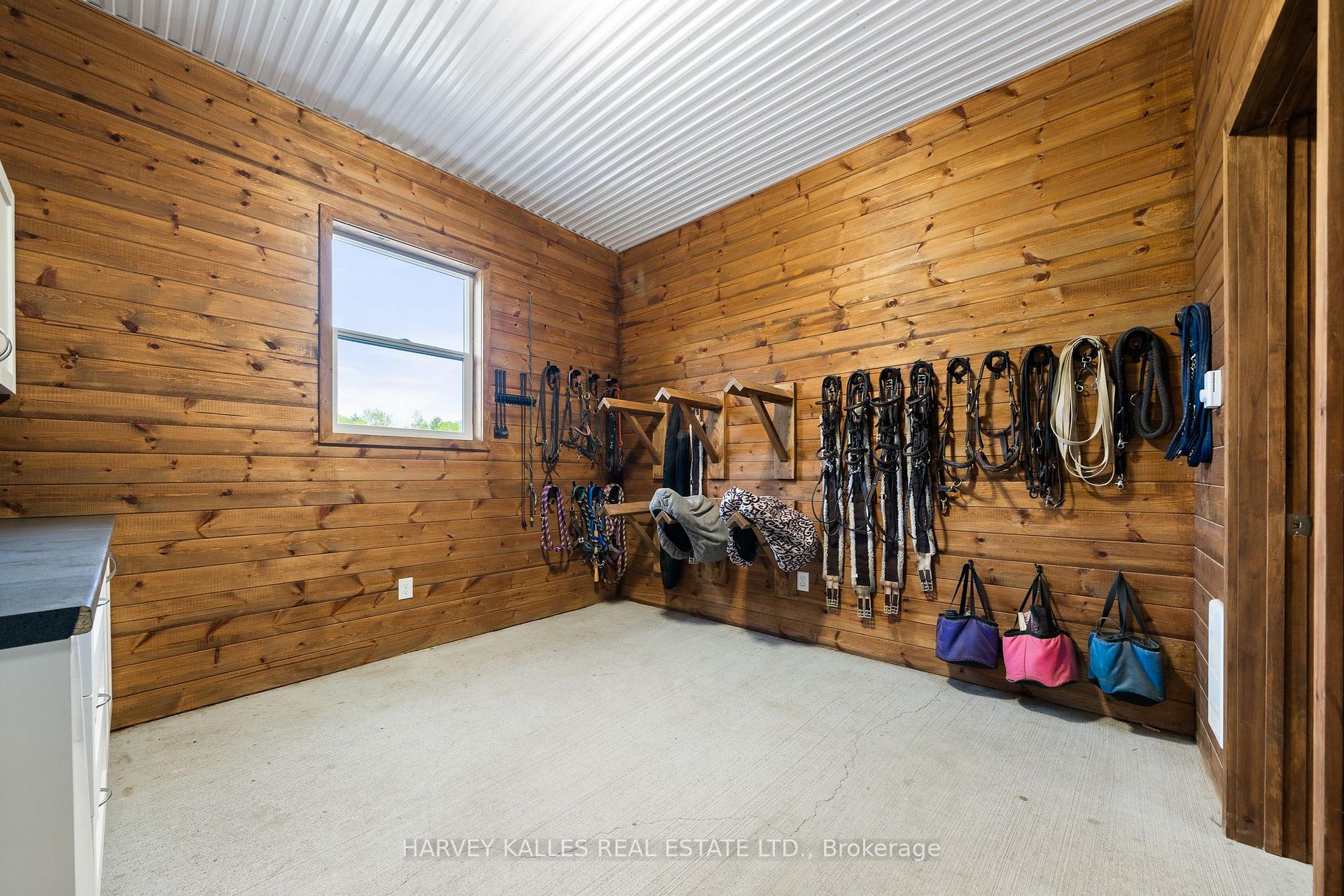 Photo 43 of 498 Mackenzie Road, Quinte West, Sidney Ward — HOMEH