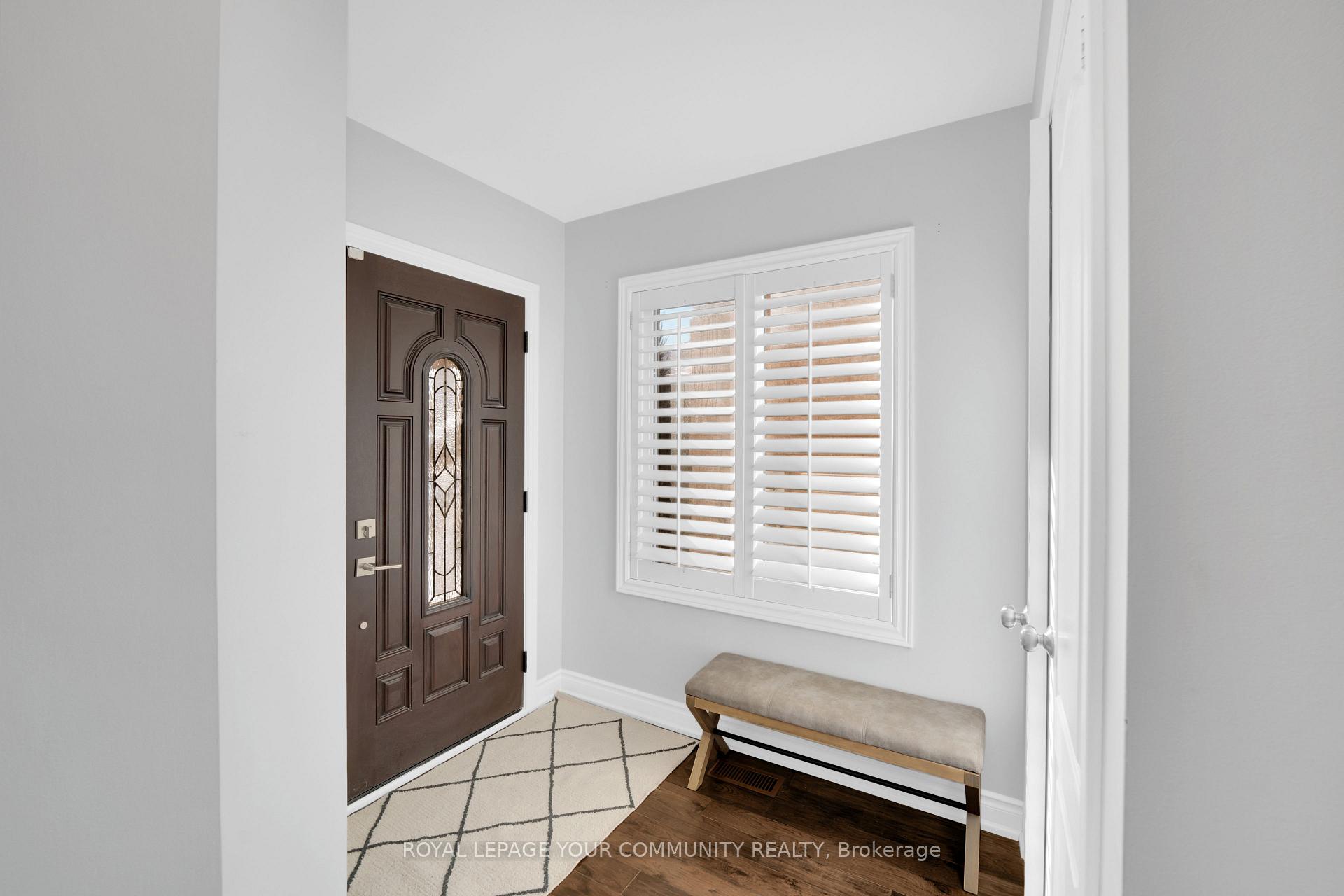 Photo 2 of 28 Kildrummy Gate, Vaughan, Maple — HOMEH