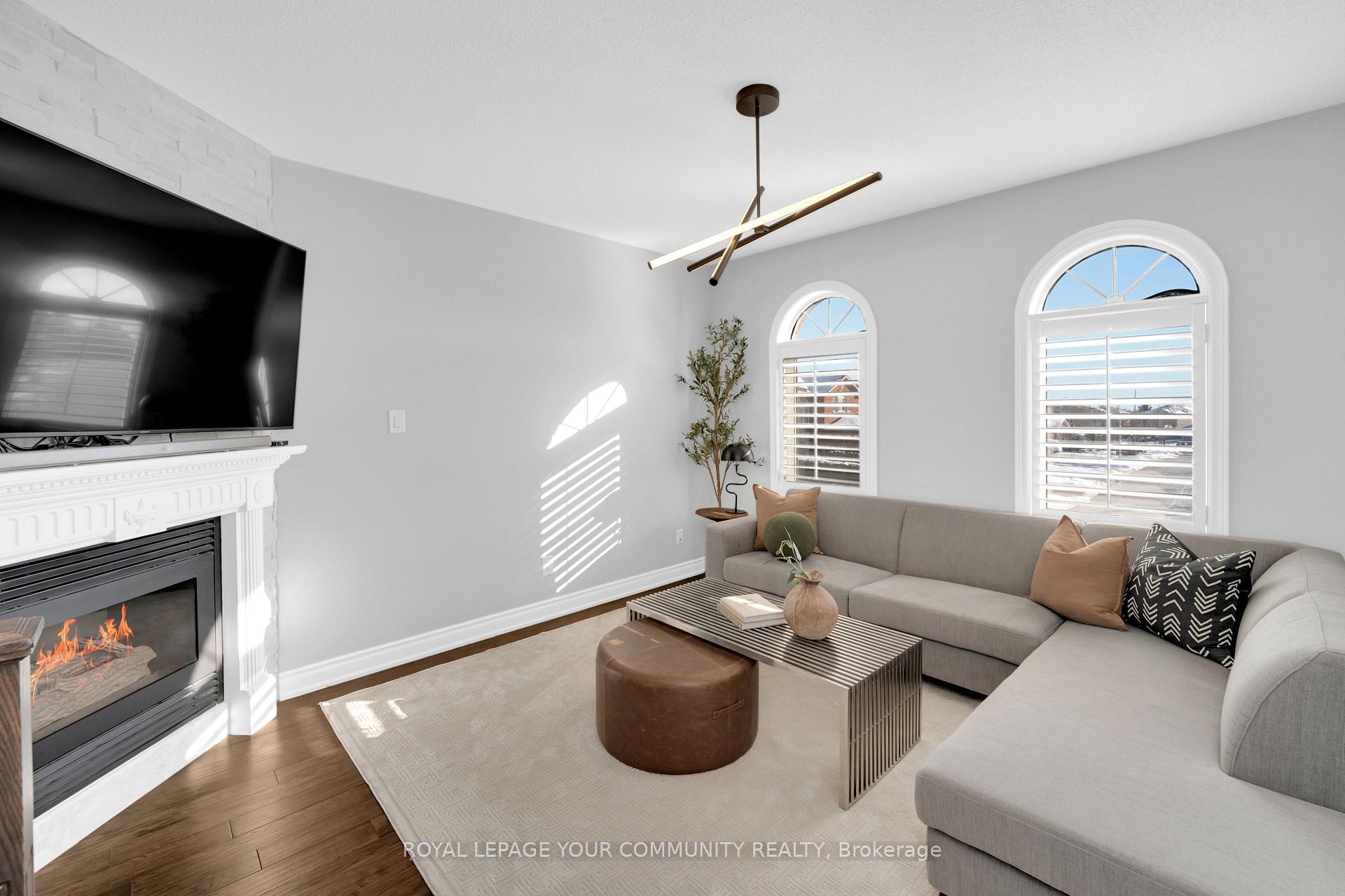 Photo 16 of 28 Kildrummy Gate, Vaughan, Maple — HOMEH