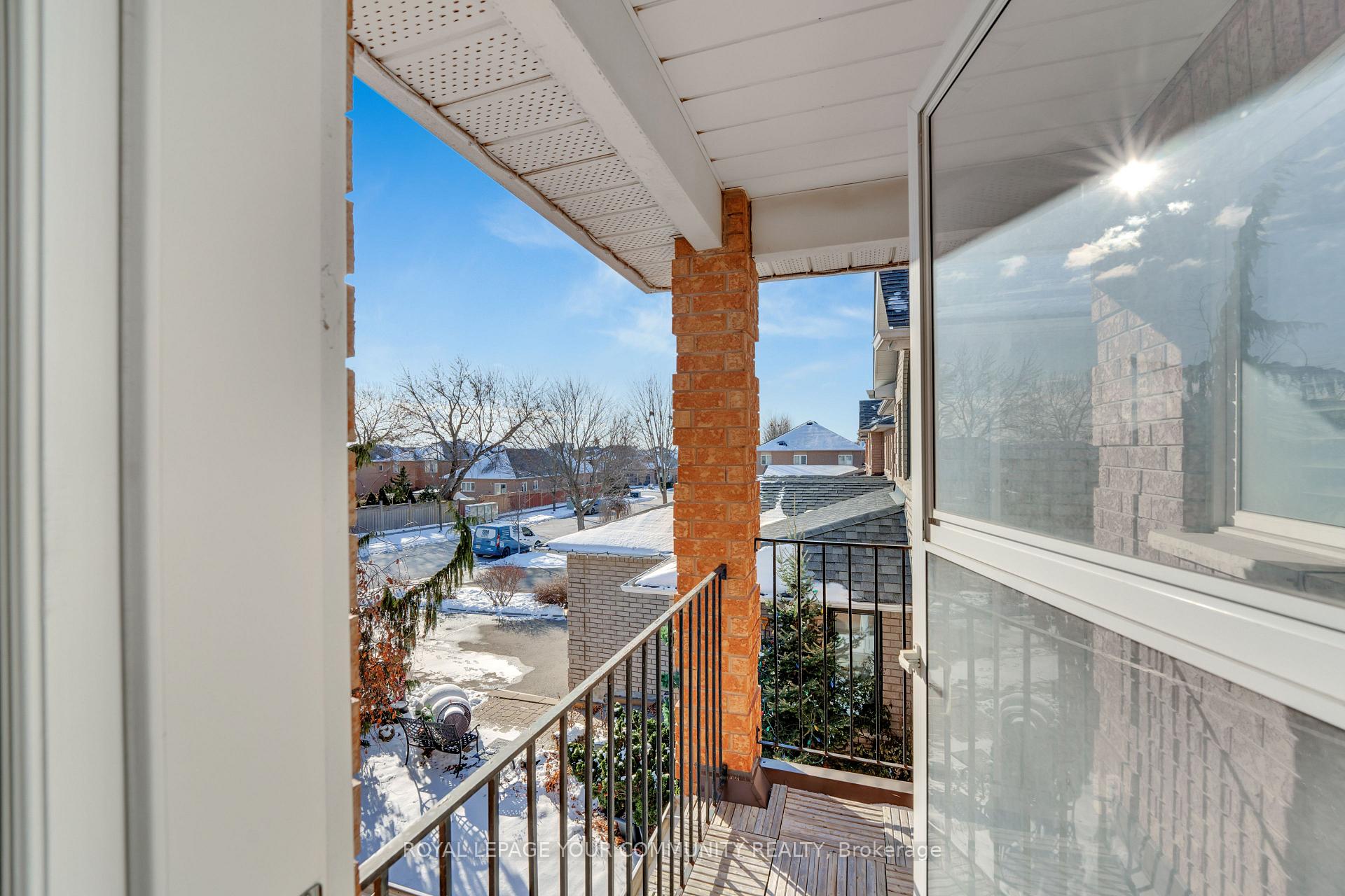 Photo 19 of 28 Kildrummy Gate, Vaughan, Maple — HOMEH