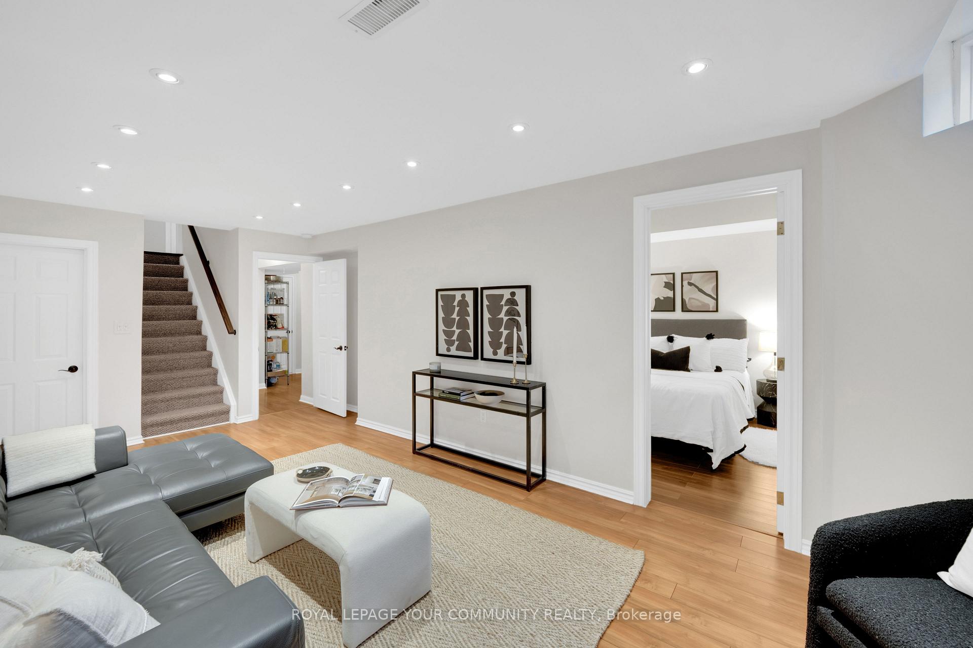 Photo 30 of 28 Kildrummy Gate, Vaughan, Maple — HOMEH