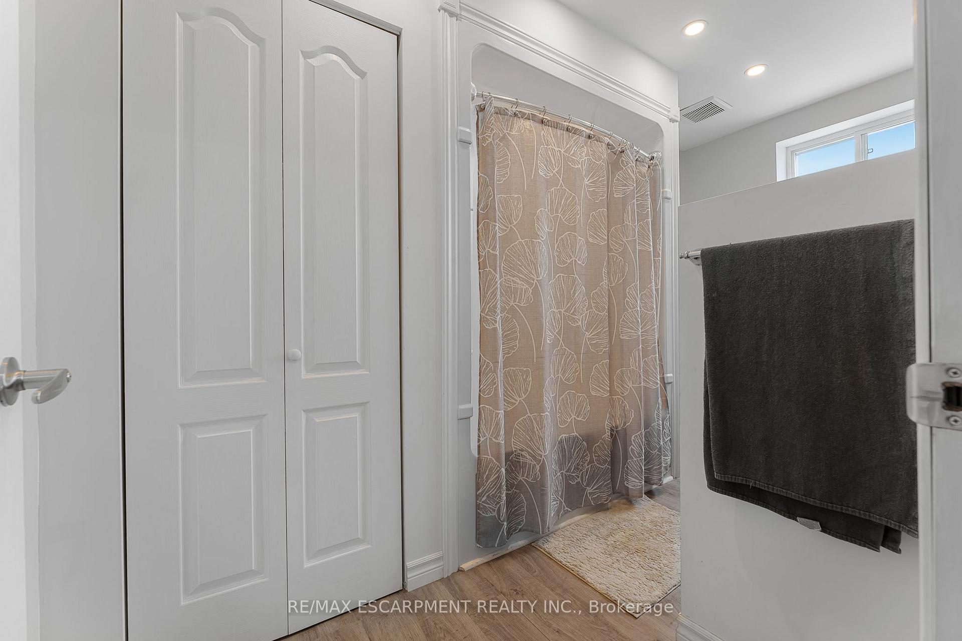 Photo 18 of 424 Broad Street E, Haldimand, Dunnville — HOMEH