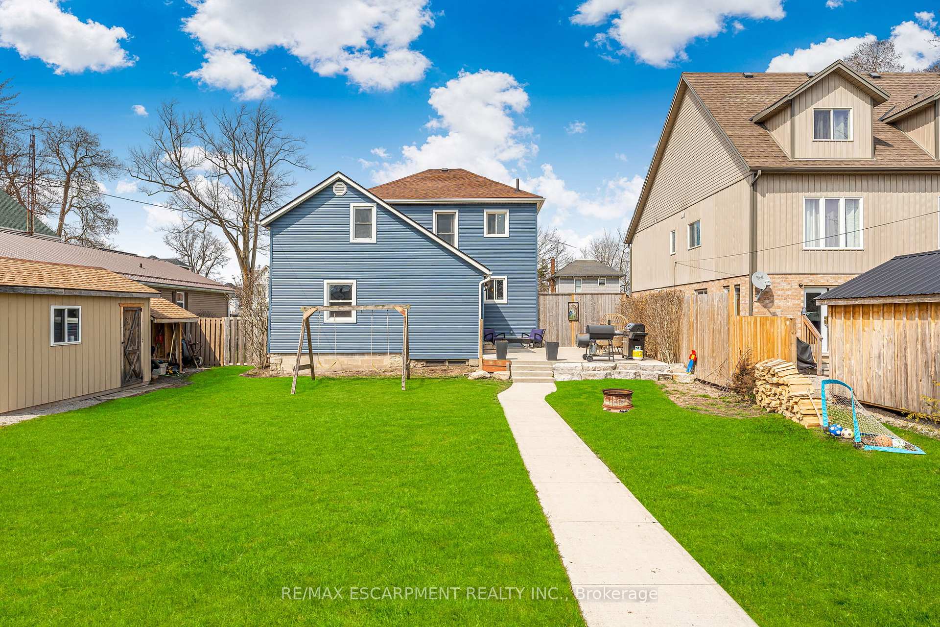 Photo 37 of 424 Broad Street E, Haldimand, Dunnville — HOMEH