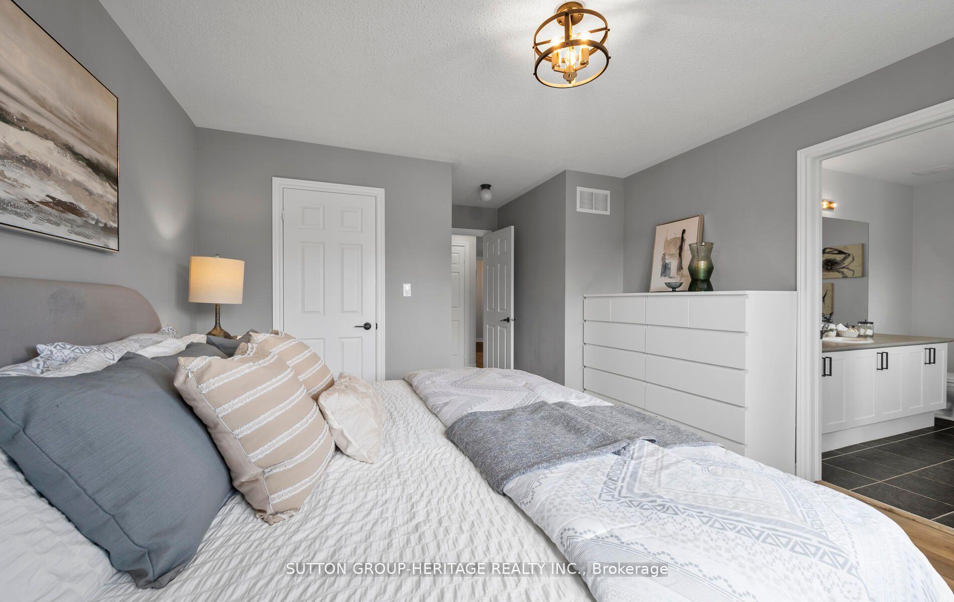 Photo 27 of 78 Barchester Crescent, Whitby, Brooklin — HOMEH