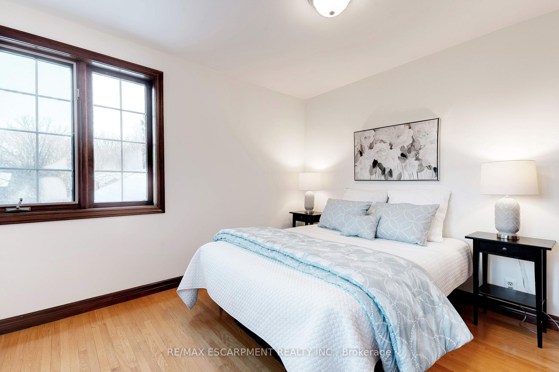 Photo 13 of 77 Watson's Lane, Hamilton, Dundas — HOMEH