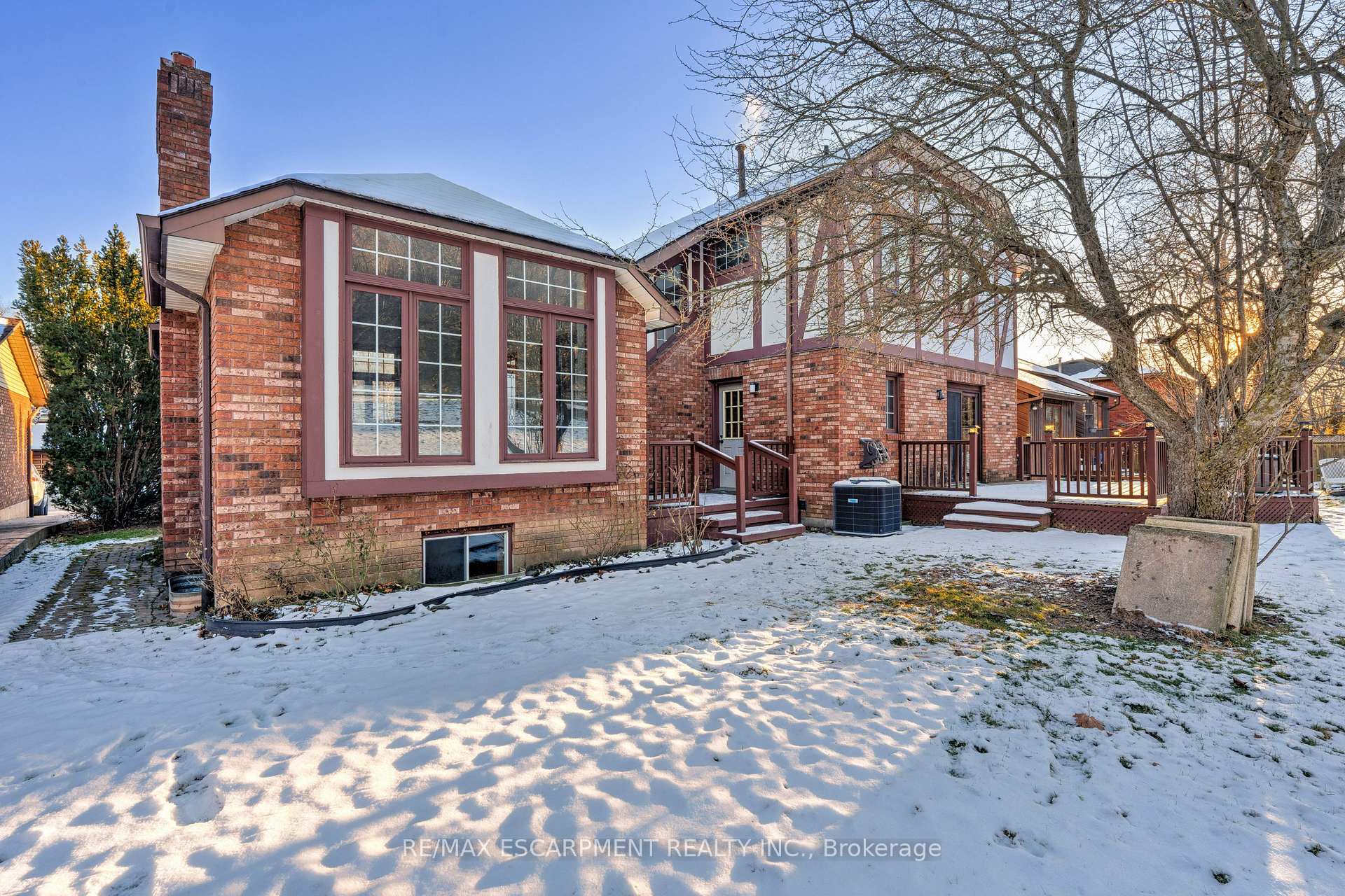 Photo 20 of 77 Watson's Lane, Hamilton, Dundas — HOMEH