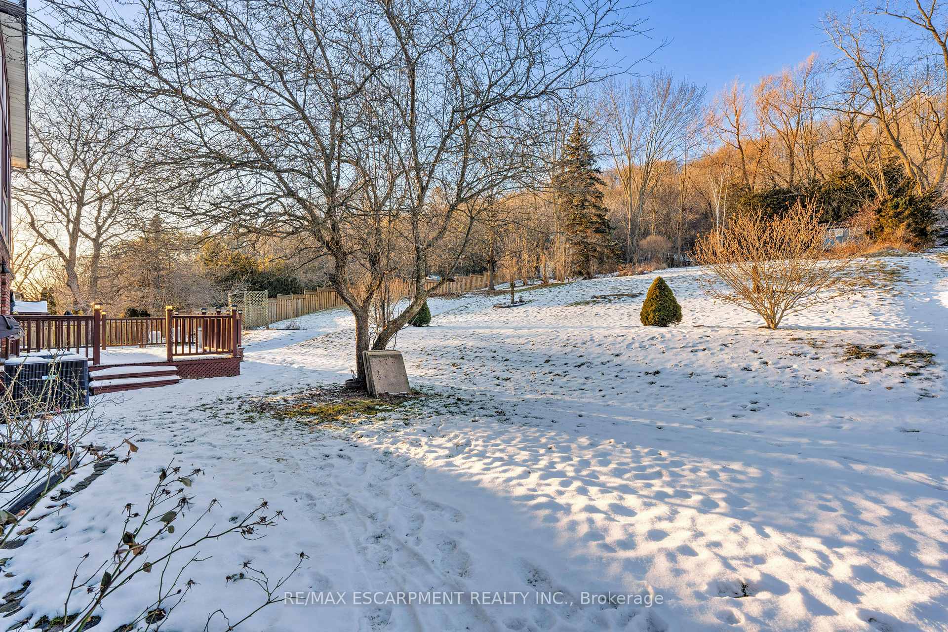 Photo 39 of 77 Watson's Lane, Hamilton, Dundas — HOMEH