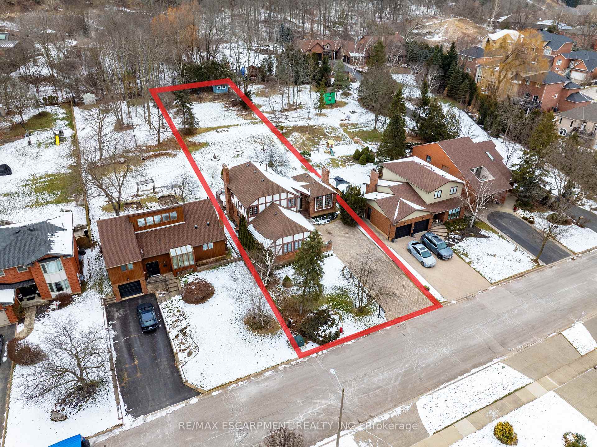 Photo 38 of 77 Watson's Lane, Hamilton, Dundas — HOMEH