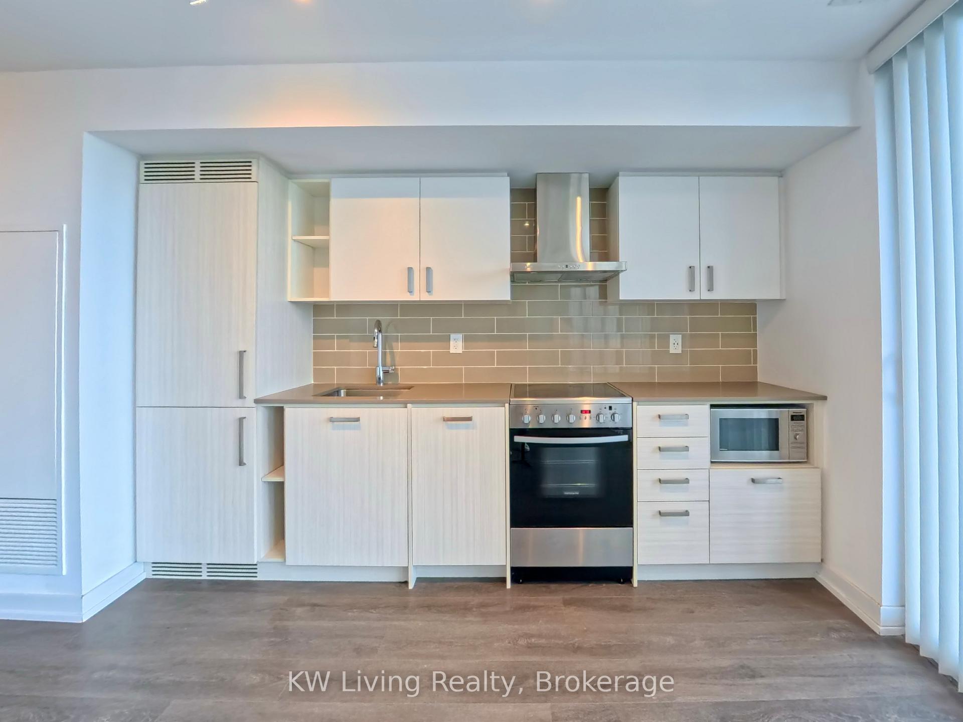 Photo 1 of Unit 716, 125 Redpath Avenue, Toronto, Mount Pleasant West — HOMEH