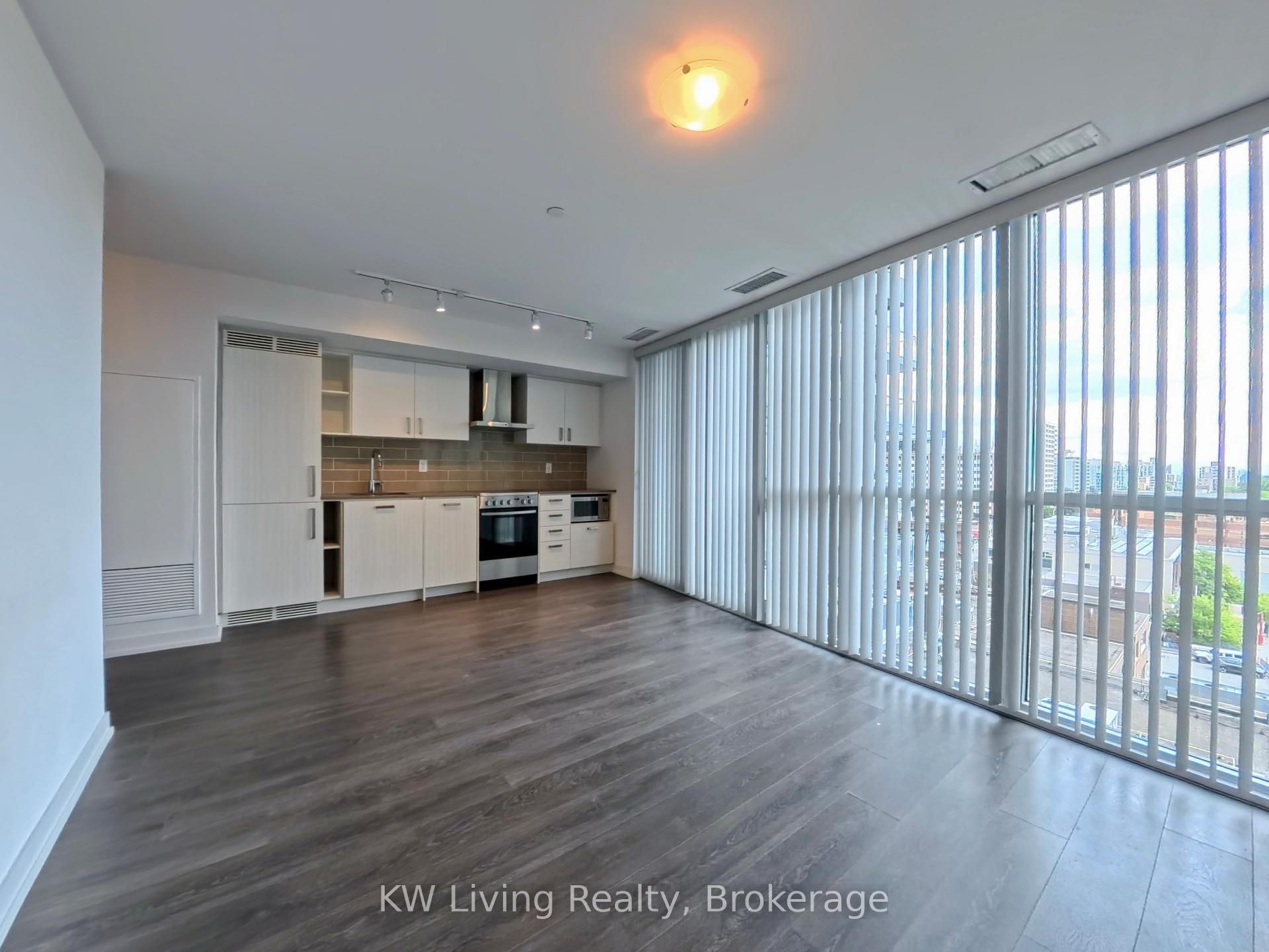 Photo 6 of Unit 716, 125 Redpath Avenue, Toronto, Mount Pleasant West — HOMEH