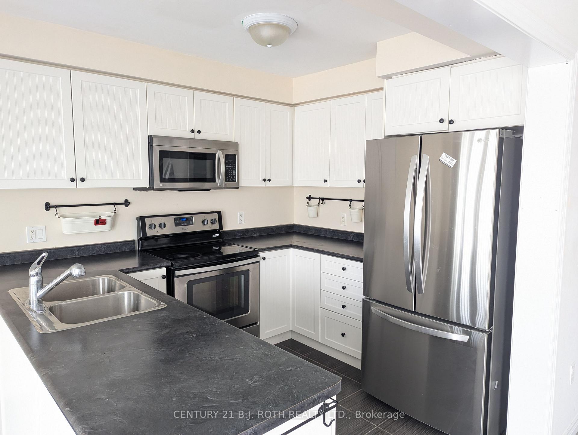 Photo 4 of 933 Cook Crescent, Shelburne — HOMEH
