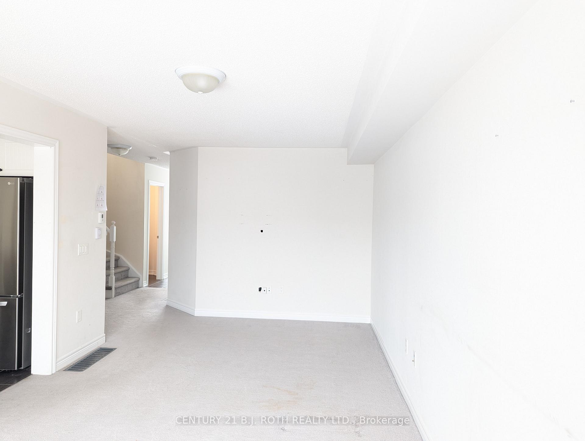 Photo 10 of 933 Cook Crescent, Shelburne — HOMEH