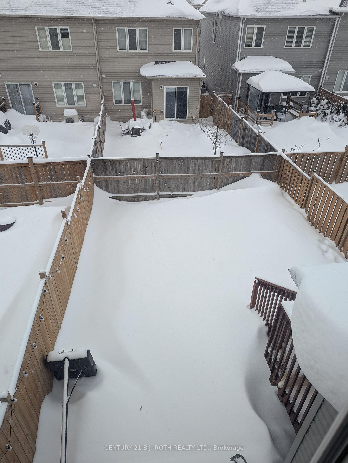 Photo 11 of 933 Cook Crescent, Shelburne — HOMEH