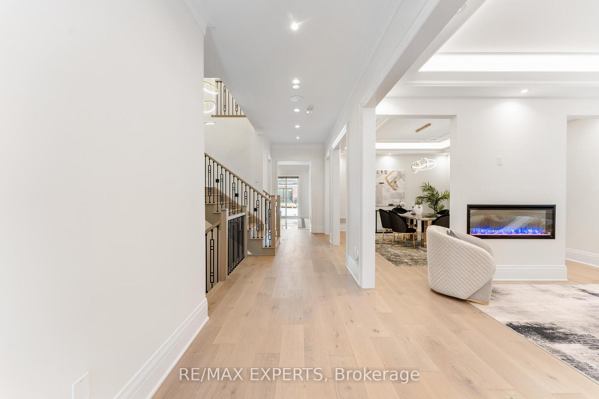 Photo 8 of 15 Seraville Street, Vaughan, Vellore Village — HOMEH
