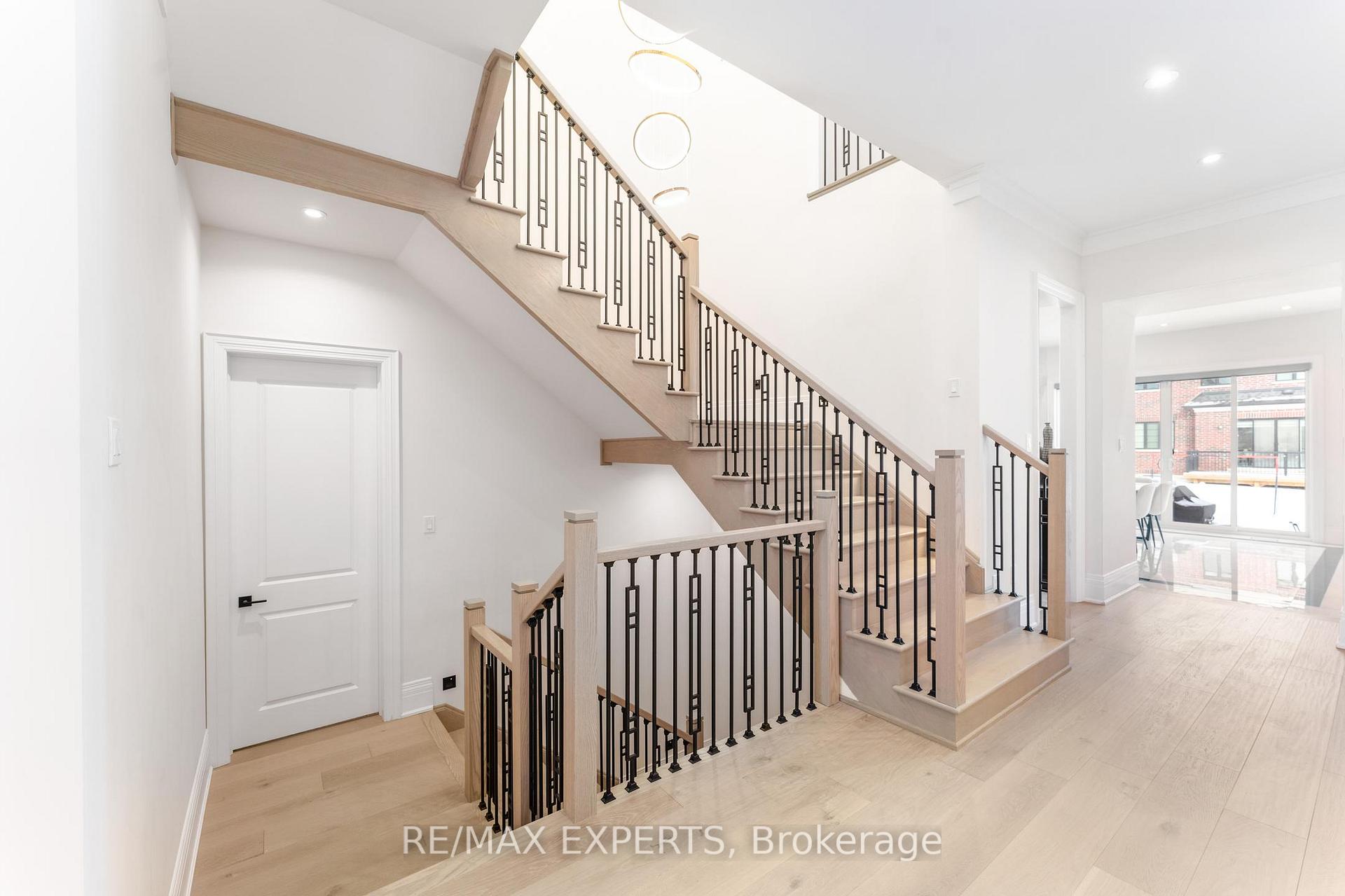 Photo 30 of 15 Seraville Street, Vaughan, Vellore Village — HOMEH