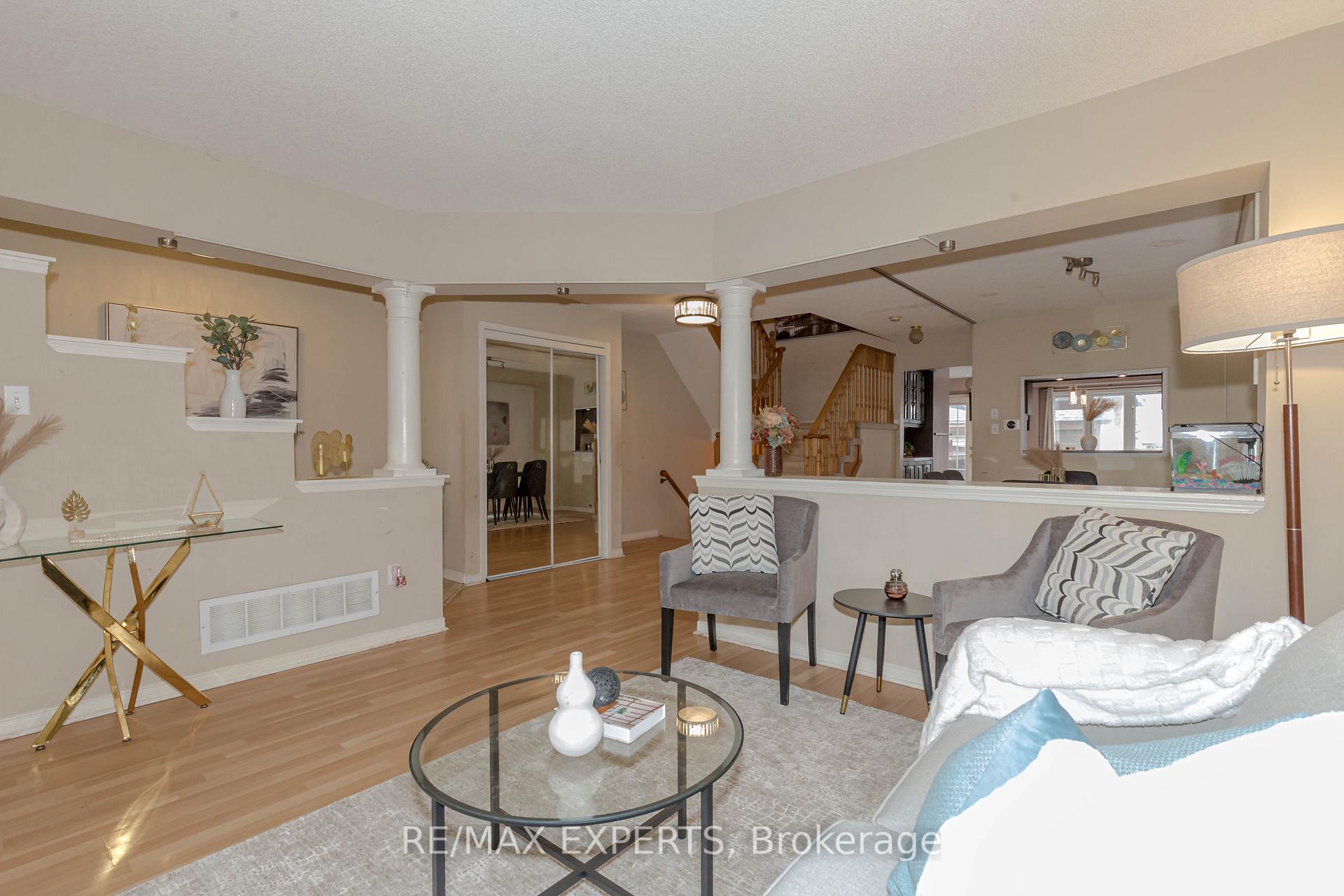 Photo 2 of 213 Equator Crescent, Vaughan, Vellore Village — HOMEH