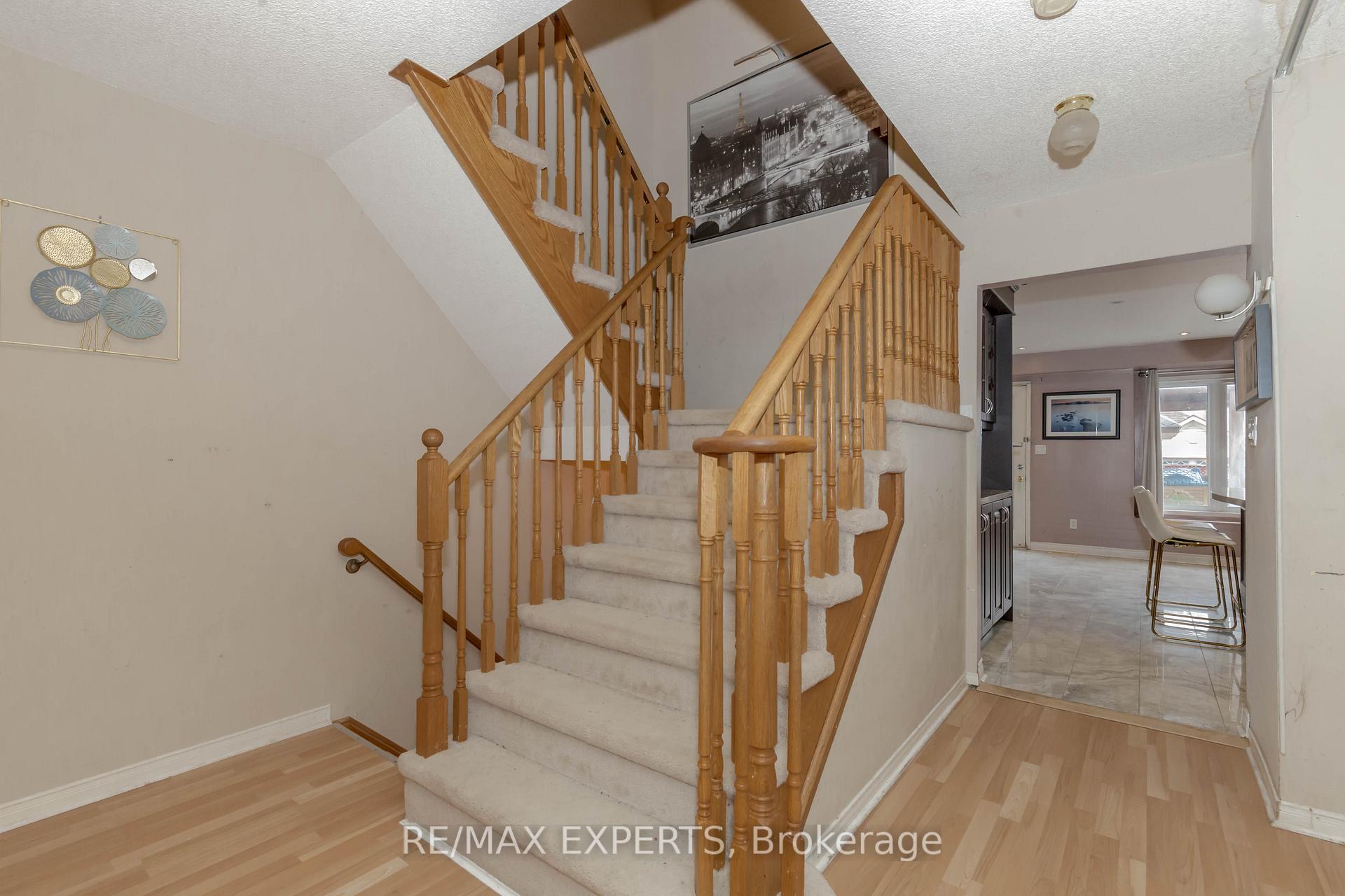Photo 7 of 213 Equator Crescent, Vaughan, Vellore Village — HOMEH