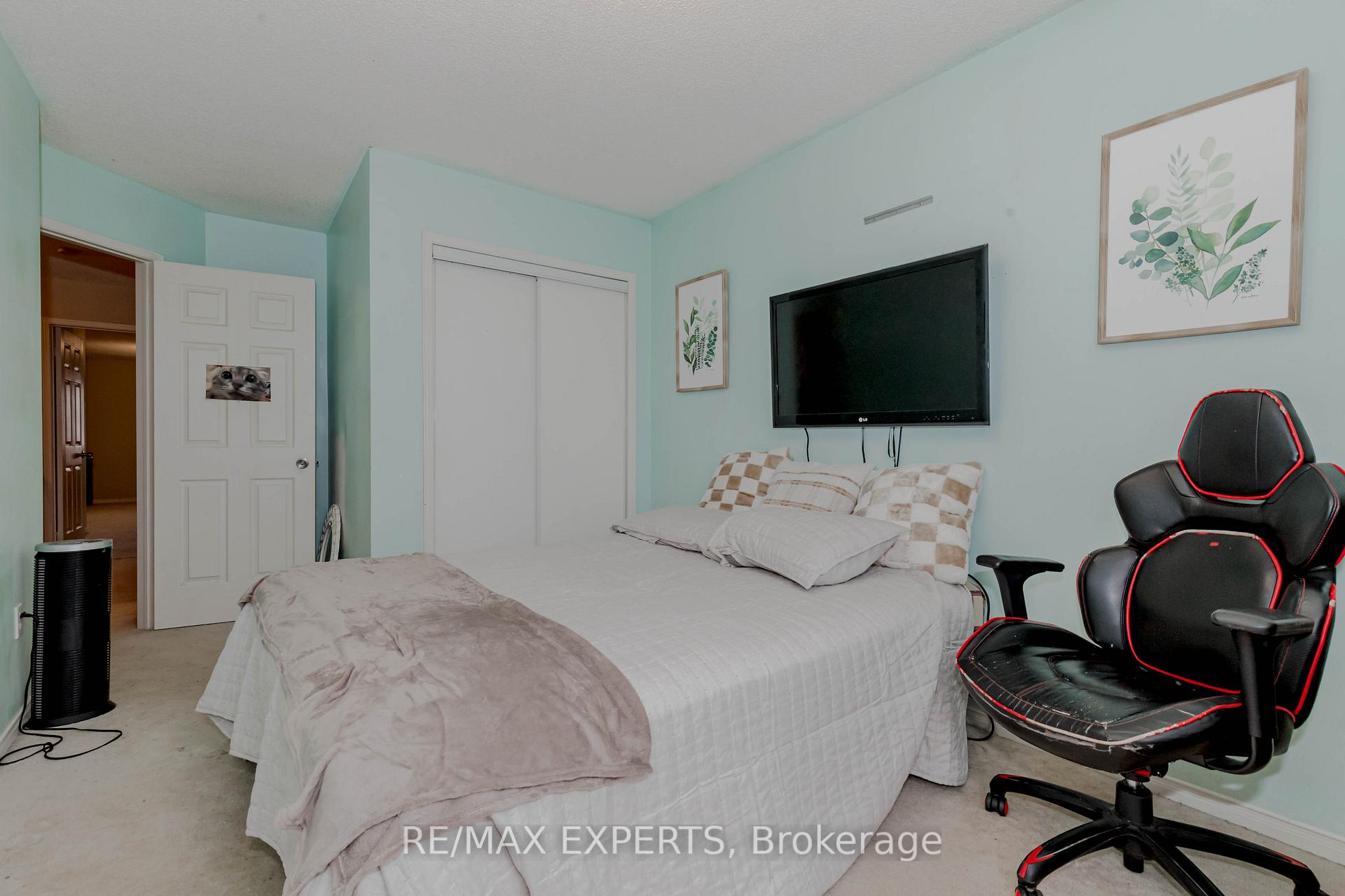 Photo 30 of 213 Equator Crescent, Vaughan, Vellore Village — HOMEH