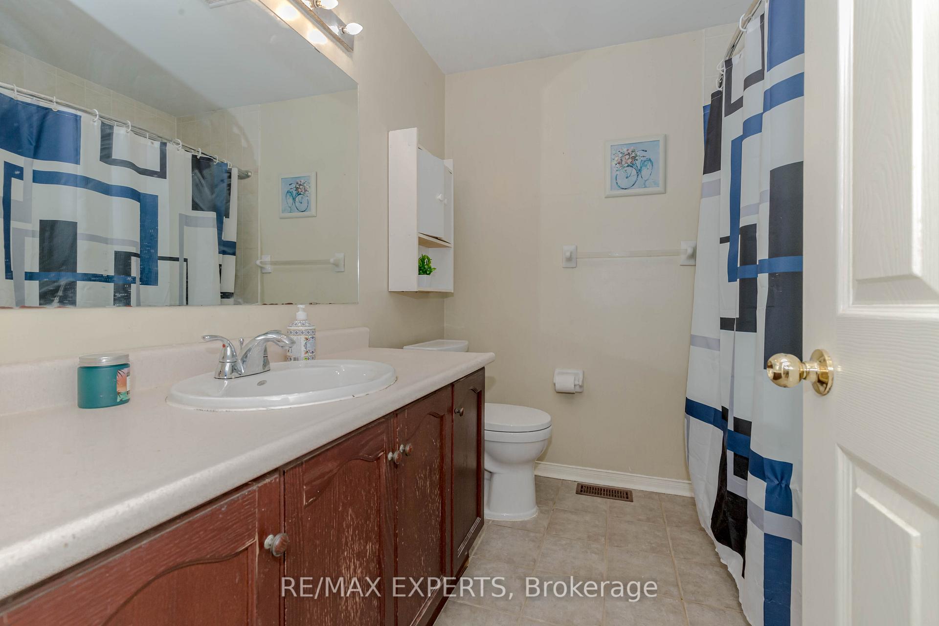 Photo 22 of 213 Equator Crescent, Vaughan, Vellore Village — HOMEH