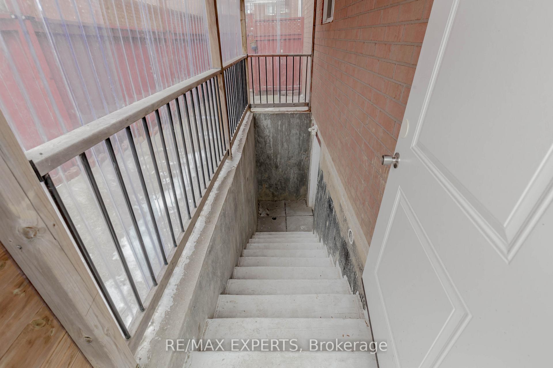 Photo 27 of 213 Equator Crescent, Vaughan, Vellore Village — HOMEH