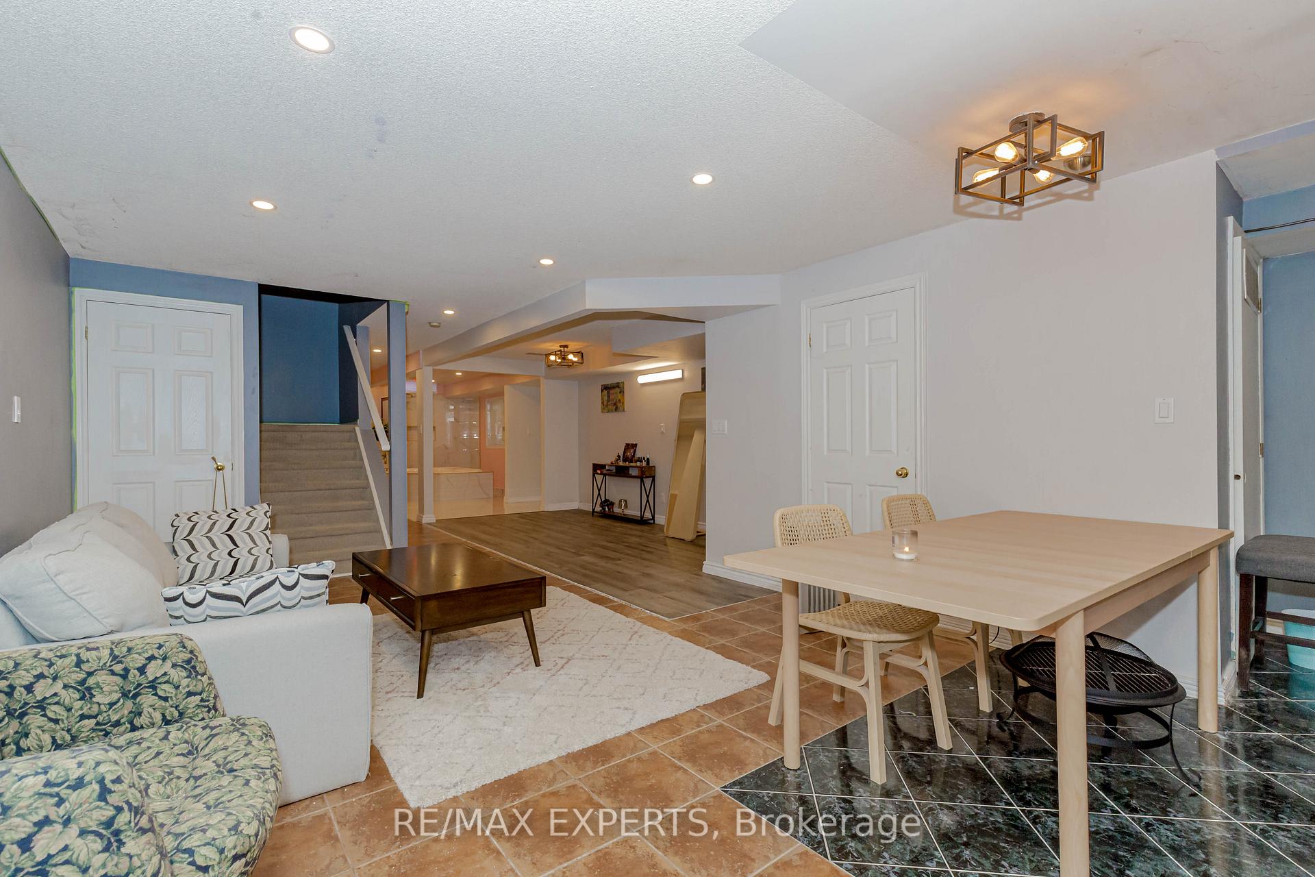 Photo 37 of 213 Equator Crescent, Vaughan, Vellore Village — HOMEH