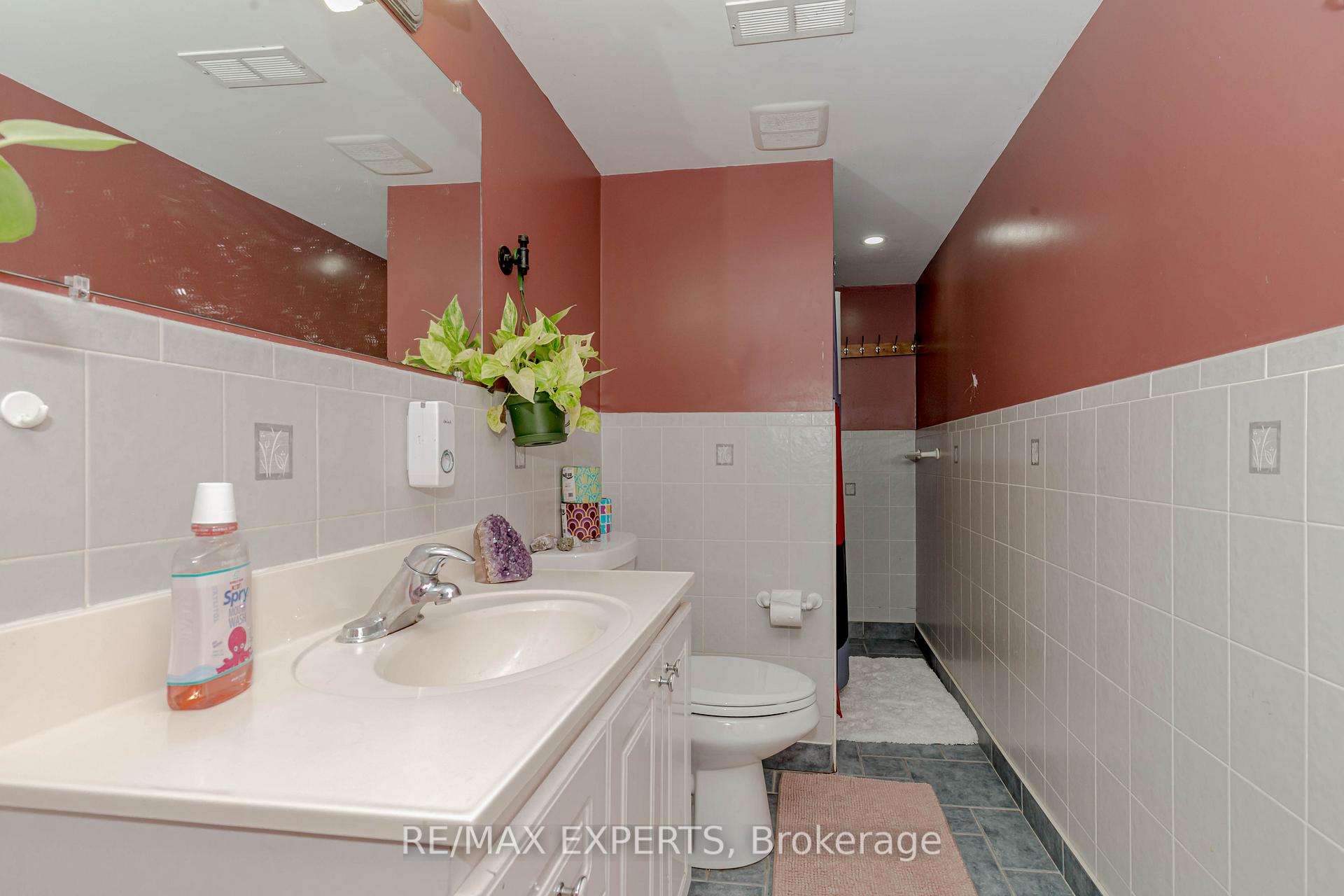 Photo 38 of 213 Equator Crescent, Vaughan, Vellore Village — HOMEH