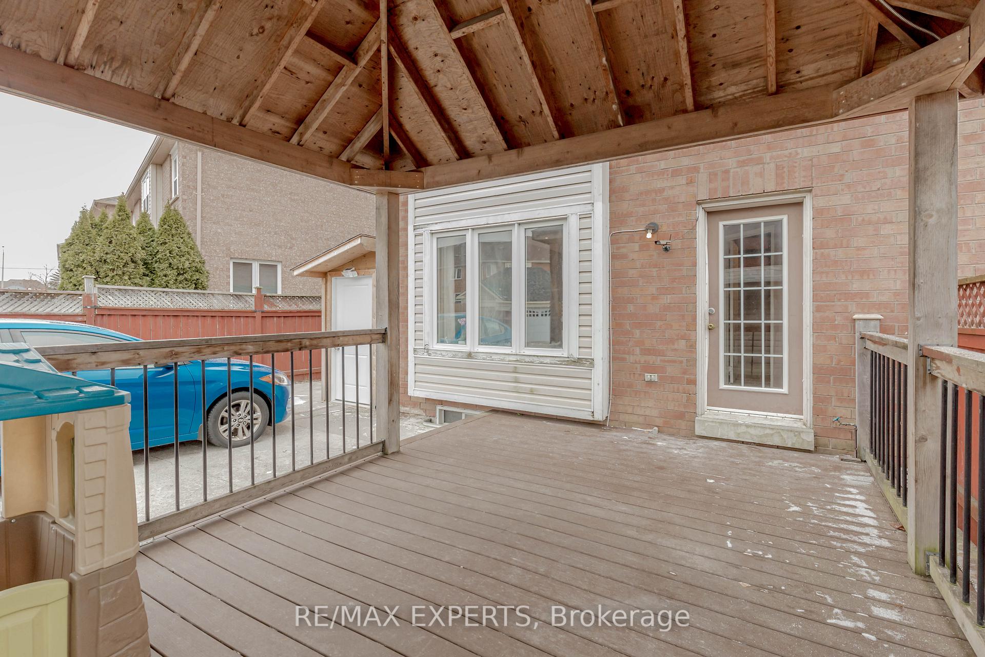 Photo 34 of 213 Equator Crescent, Vaughan, Vellore Village — HOMEH