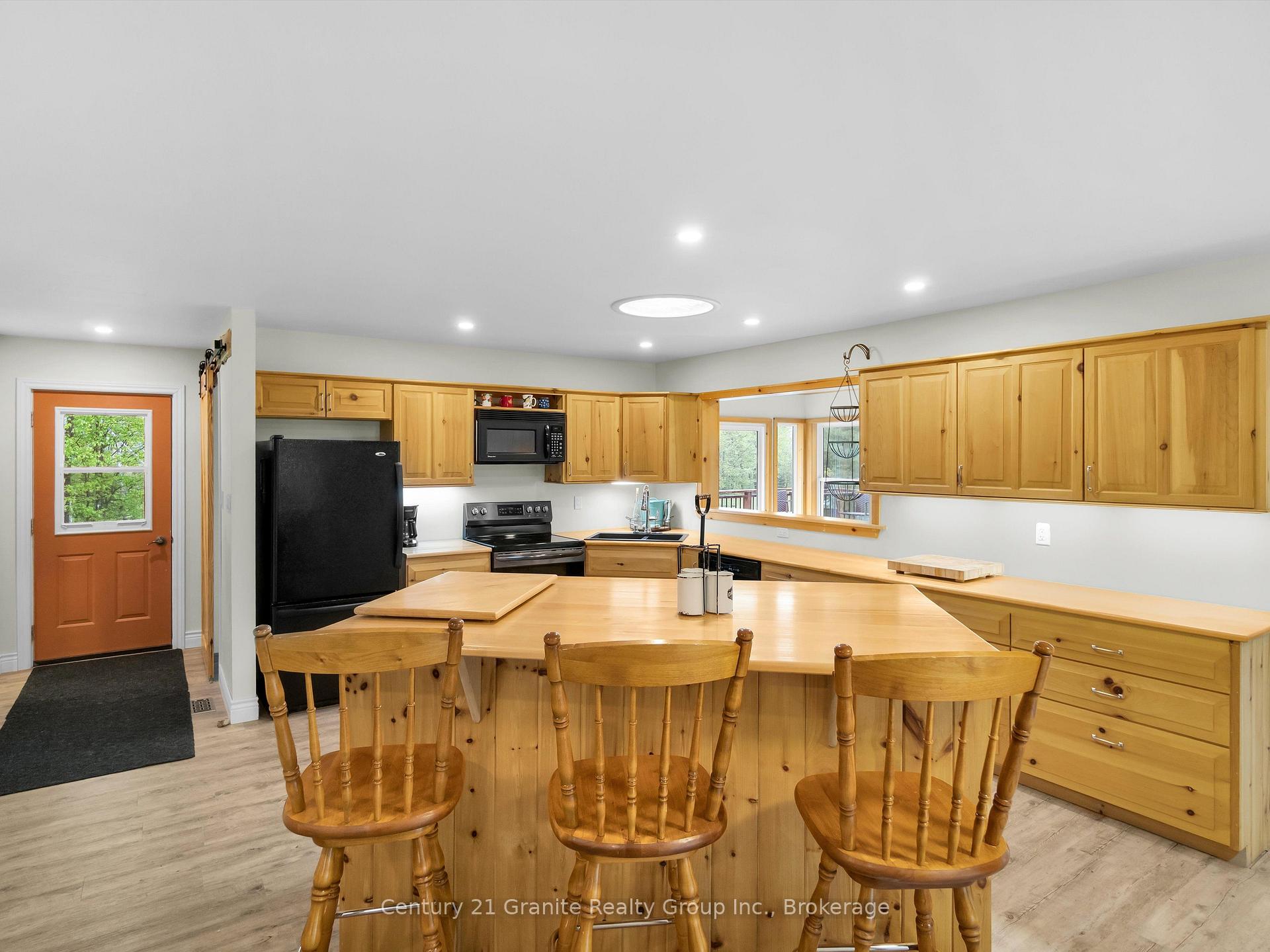 Photo 11 of 2302 Buckslide Road, Algonquin Highlands, Stanhope — HOMEH
